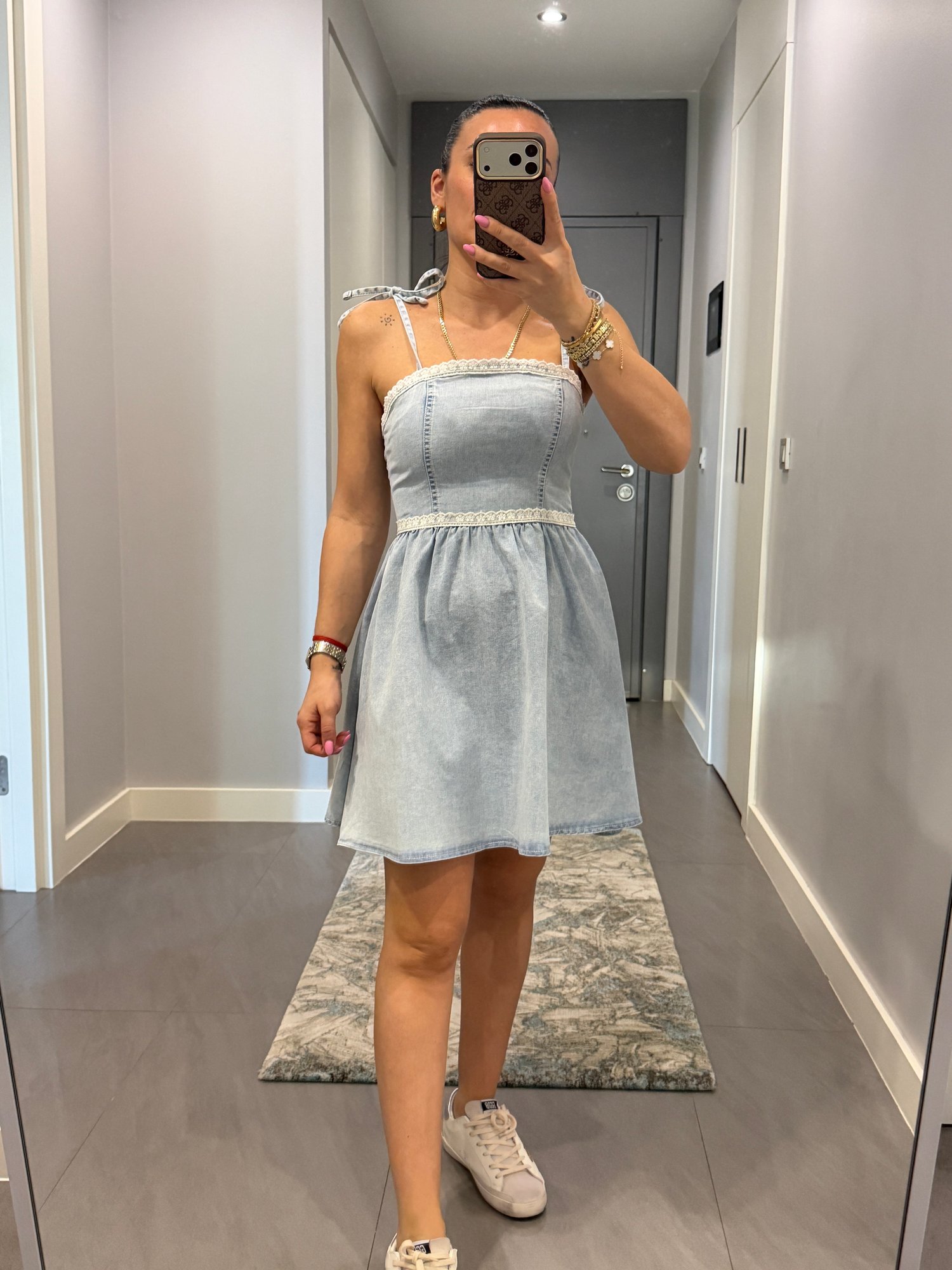 İp Askılı Fistolu Mini Jean Elbise