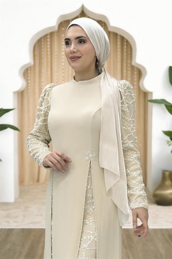 Amine Hüma Tusem Abiye Elbise Ekru