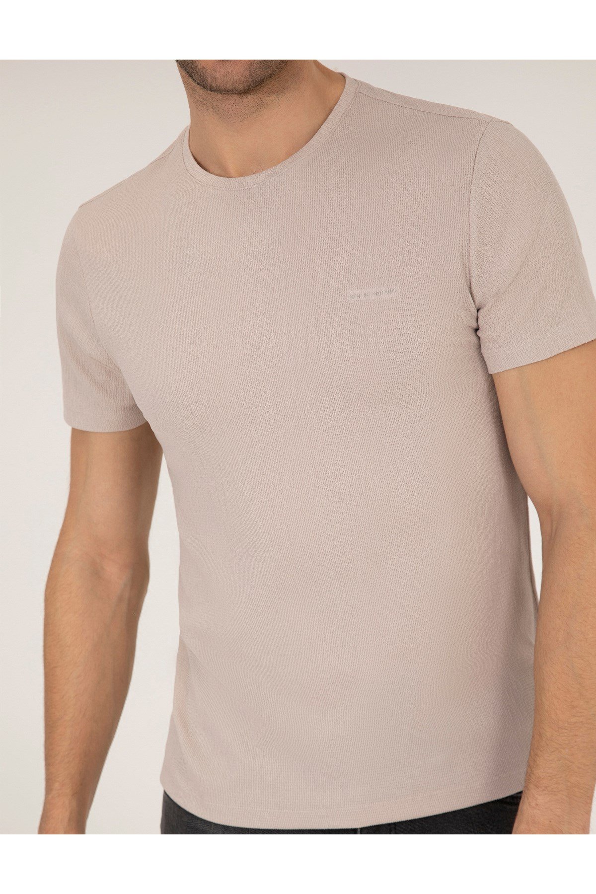 Bej Slim Fit Bisiklet Yaka Tişört