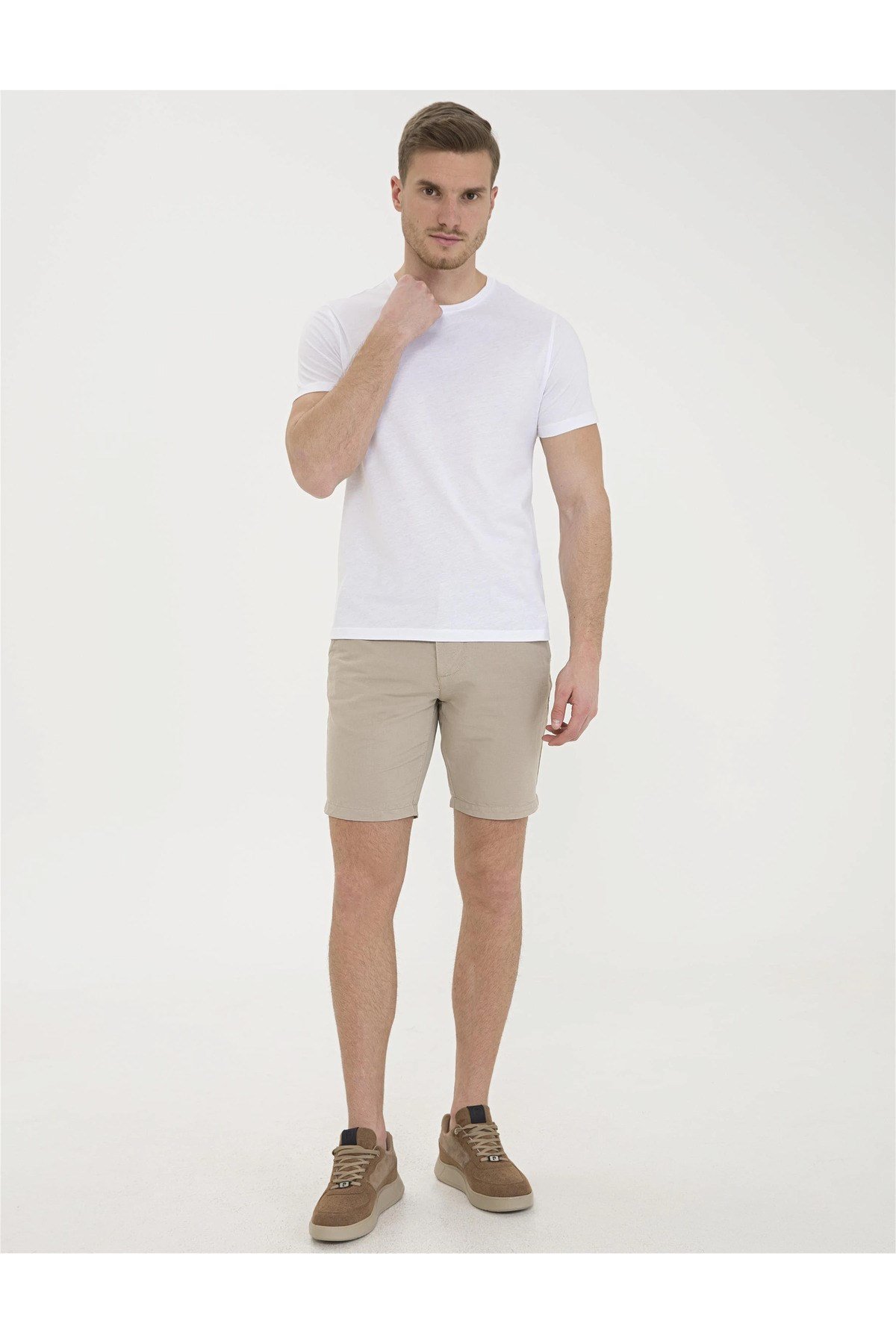 Beyaz Slim Fit Bisiklet Yaka Basic Tişört G021GL011.000.1201032.VR013