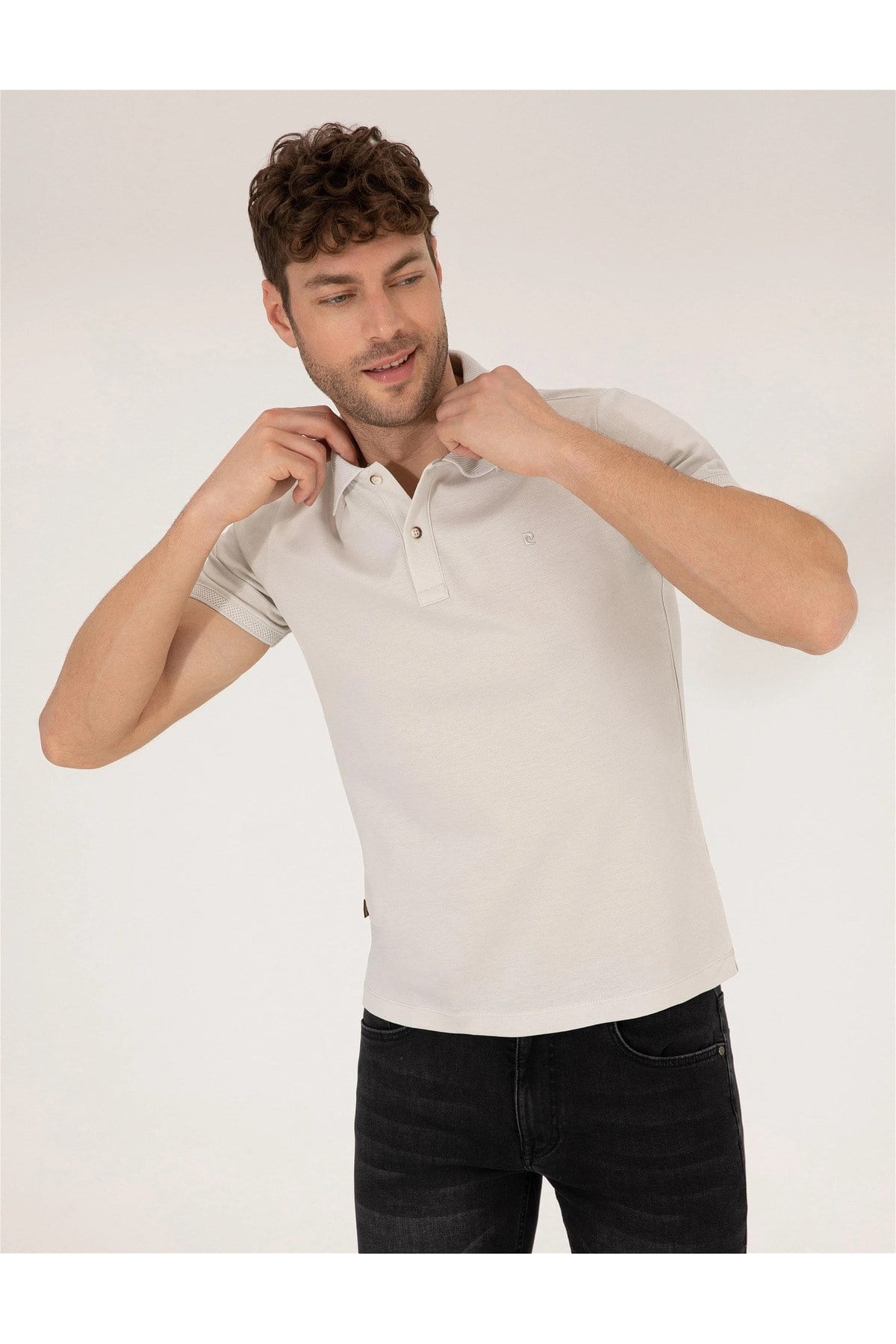 Beyaz Slim Fit Polo Yaka Merserize Tişört G021SZ011.000.1567290.VR013