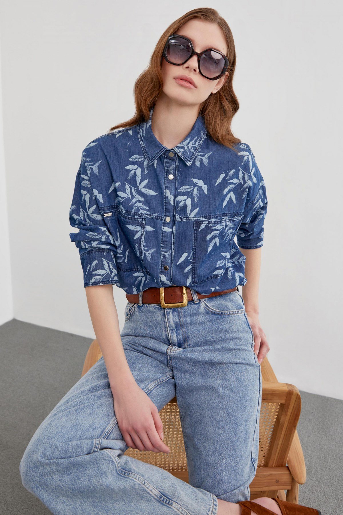 Çiçek Desenli Denim Gömlek Mavi Gömlek 0080