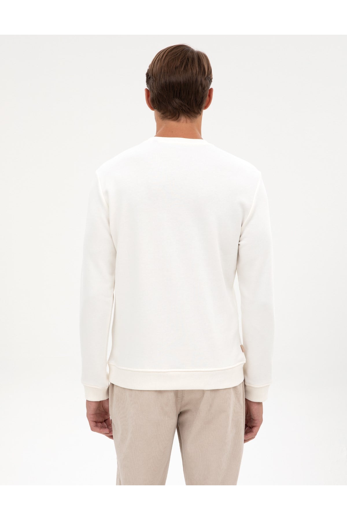 Ekru Regular Fit Sweatshirt 50316087-VR019
