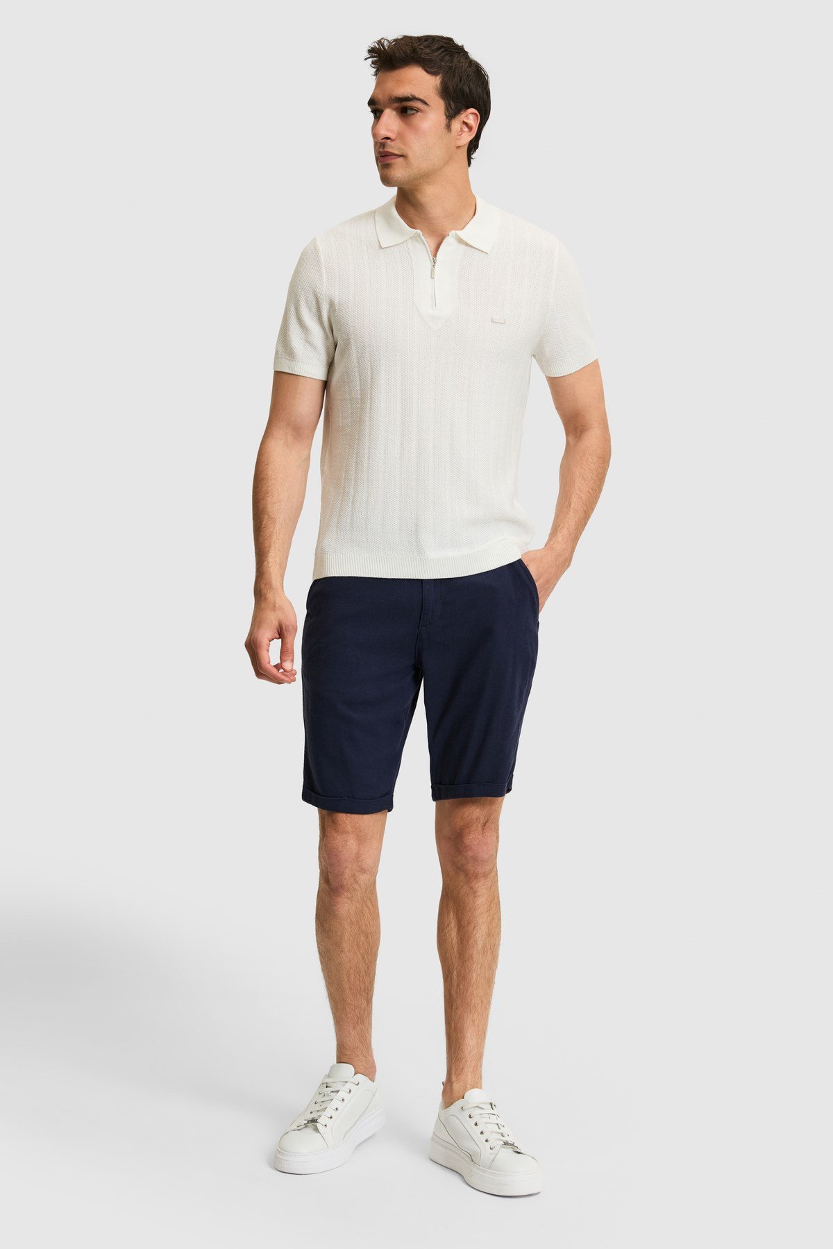 Erkek Regular Fit Polo Yaka Beyaz Tişört 50320038-VR071
