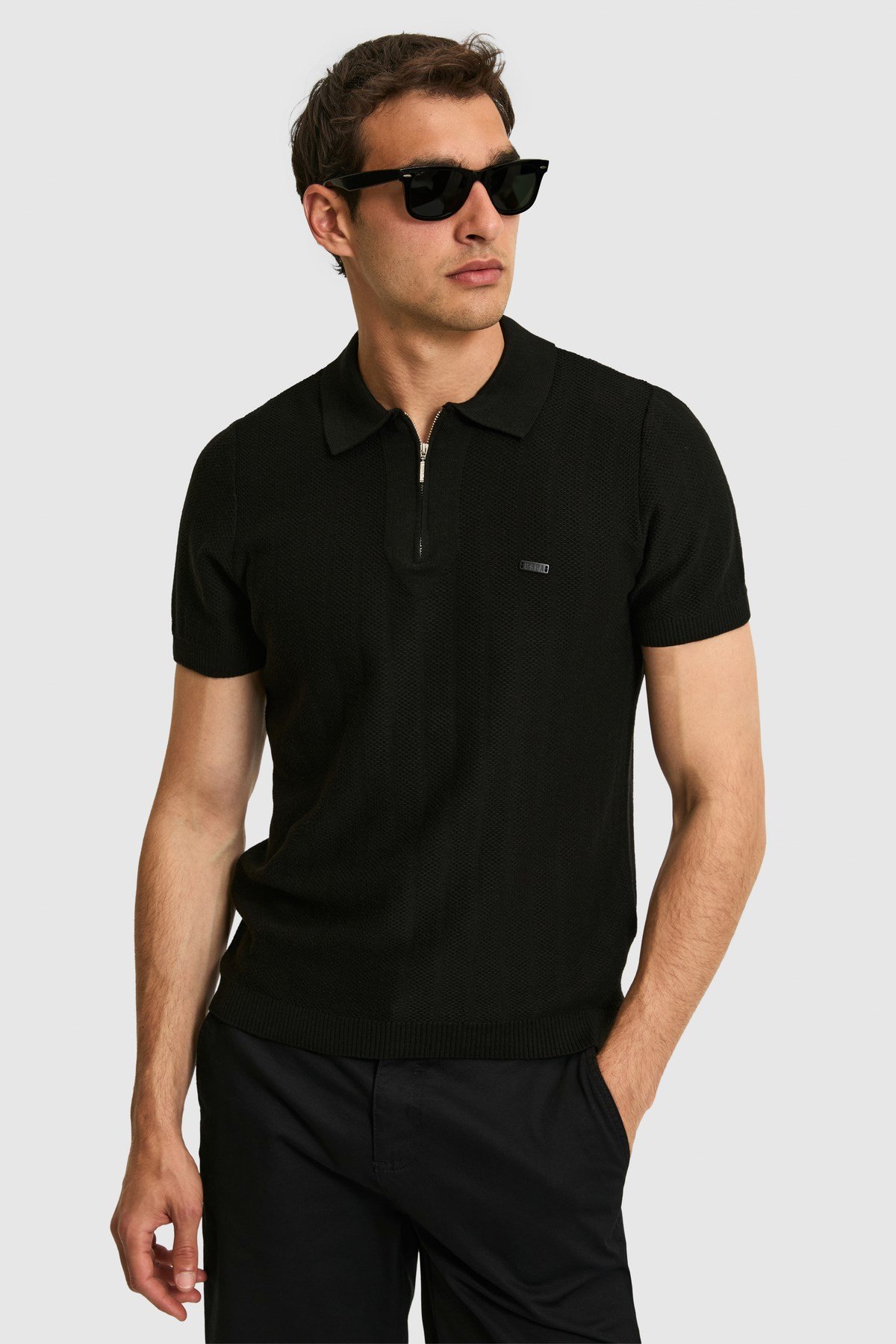 Erkek Regular Fit Polo Yaka Siyah Tişört 50320038-VR046