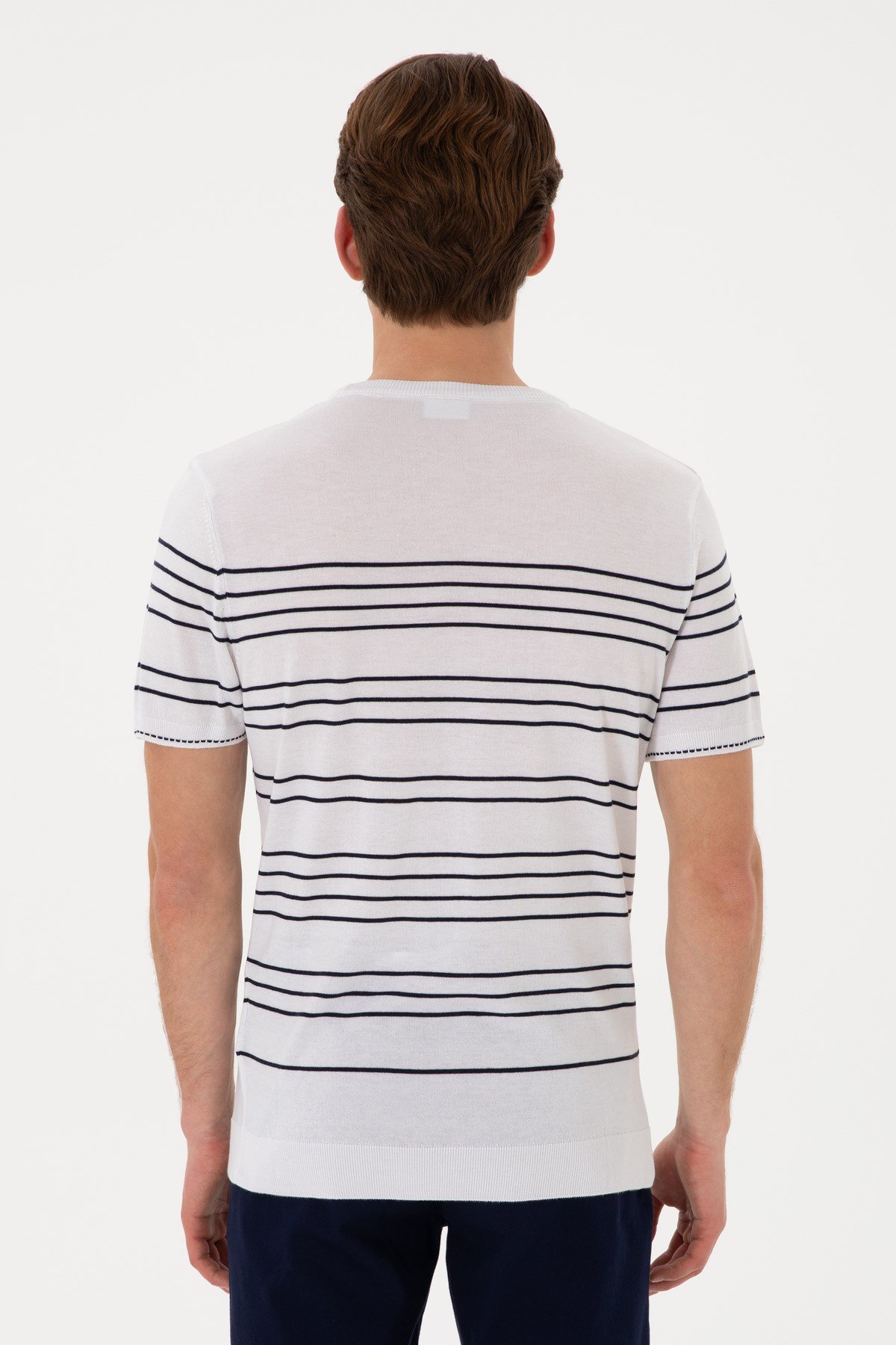 Erkek Slim Fit Bisiklet Yaka Beyaz Tişört 50299396-VR013