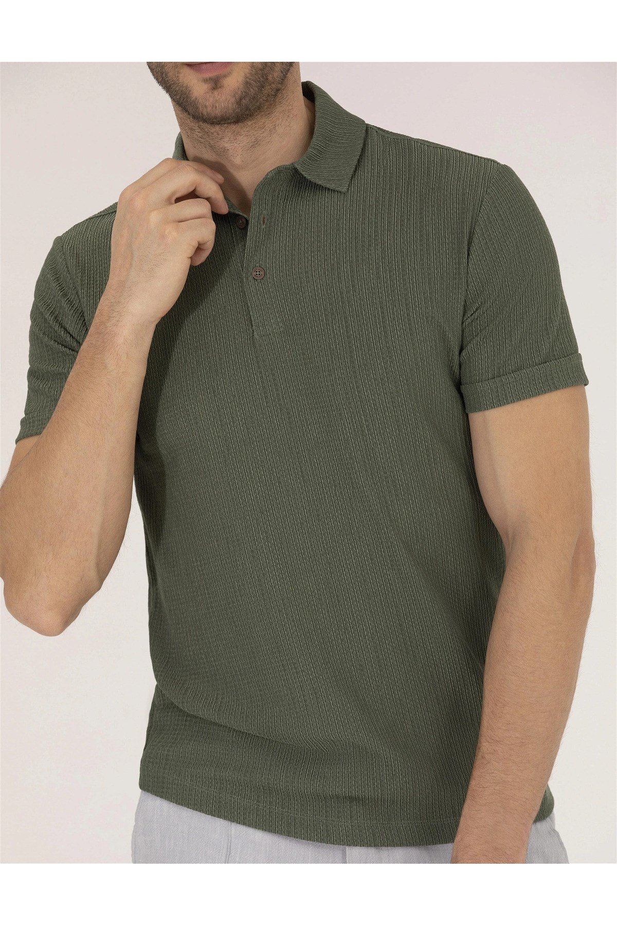 Haki Slim Fit Dokulu Polo Yaka Tişört G021SZ011.000.1619865.VR027
