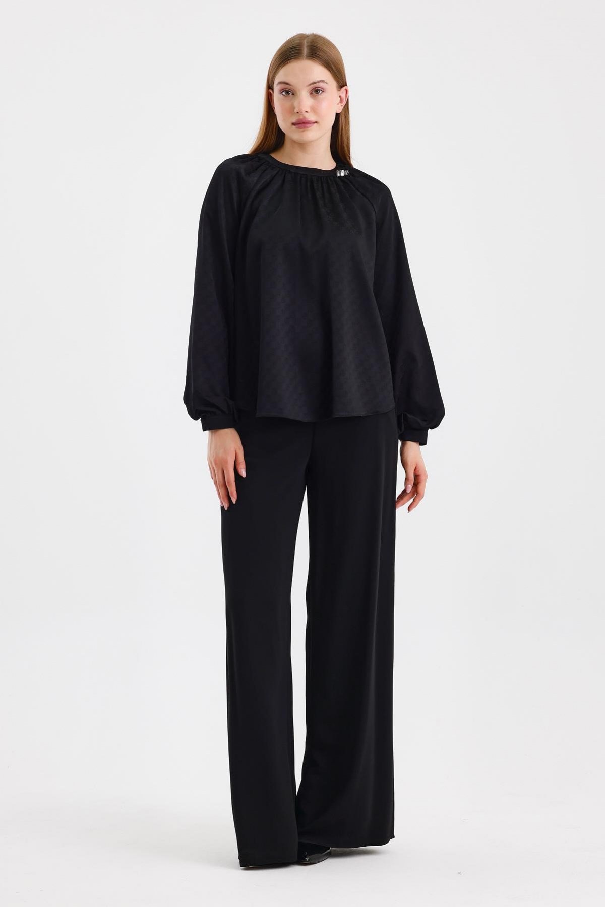 Jakarlı Aksesuar Detaylı Bluz Siyah Bluz 0118