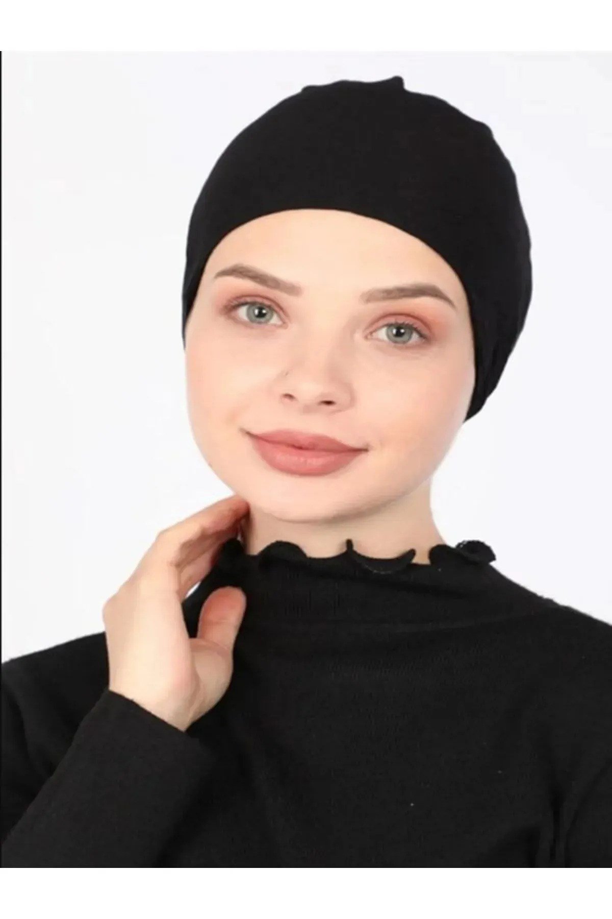 Kadın Pratik Siyah Dikişsiz Bağcıklı Kaymayan Tesettür Bone