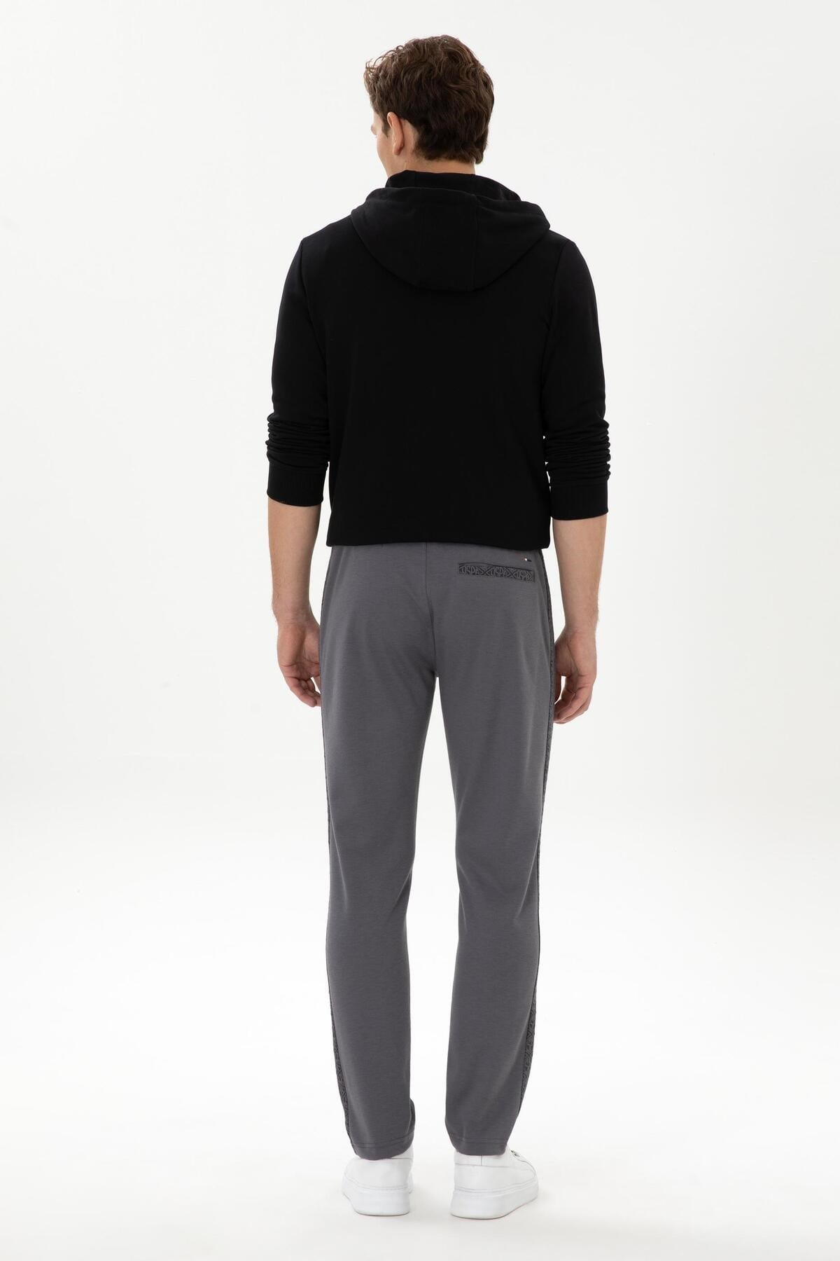 Lastikli Bel Regular Fit Erkek Örme Pantolon