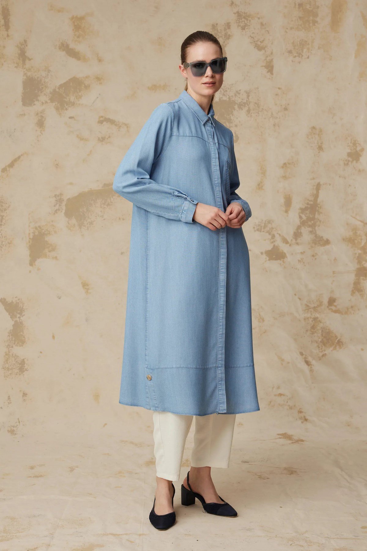 Minimal Cepli Uzun Kesim Klasik Yaka Mavi Tunik 1626