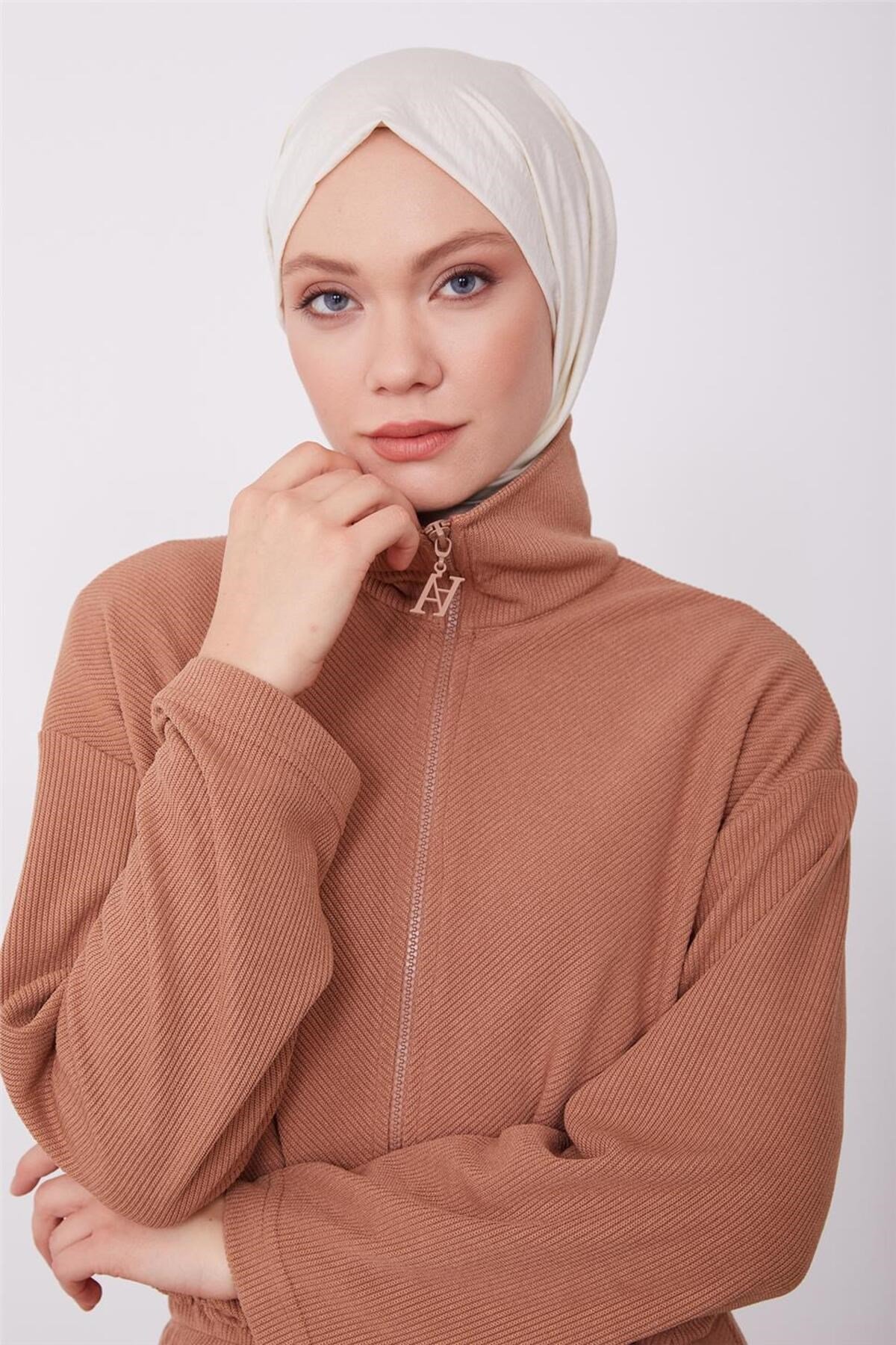 Polo Yaka Hırkalı Takım 23K6710 Camel