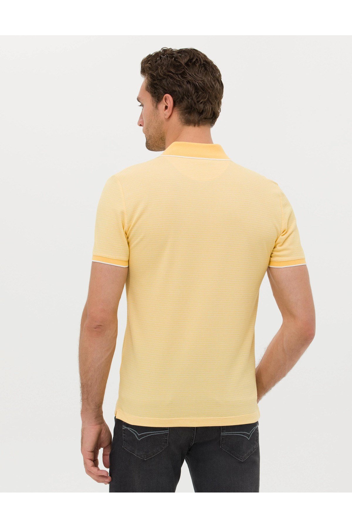 Sarı Slim Fit T-Shirt G051SZ011.000.1592493.VR044