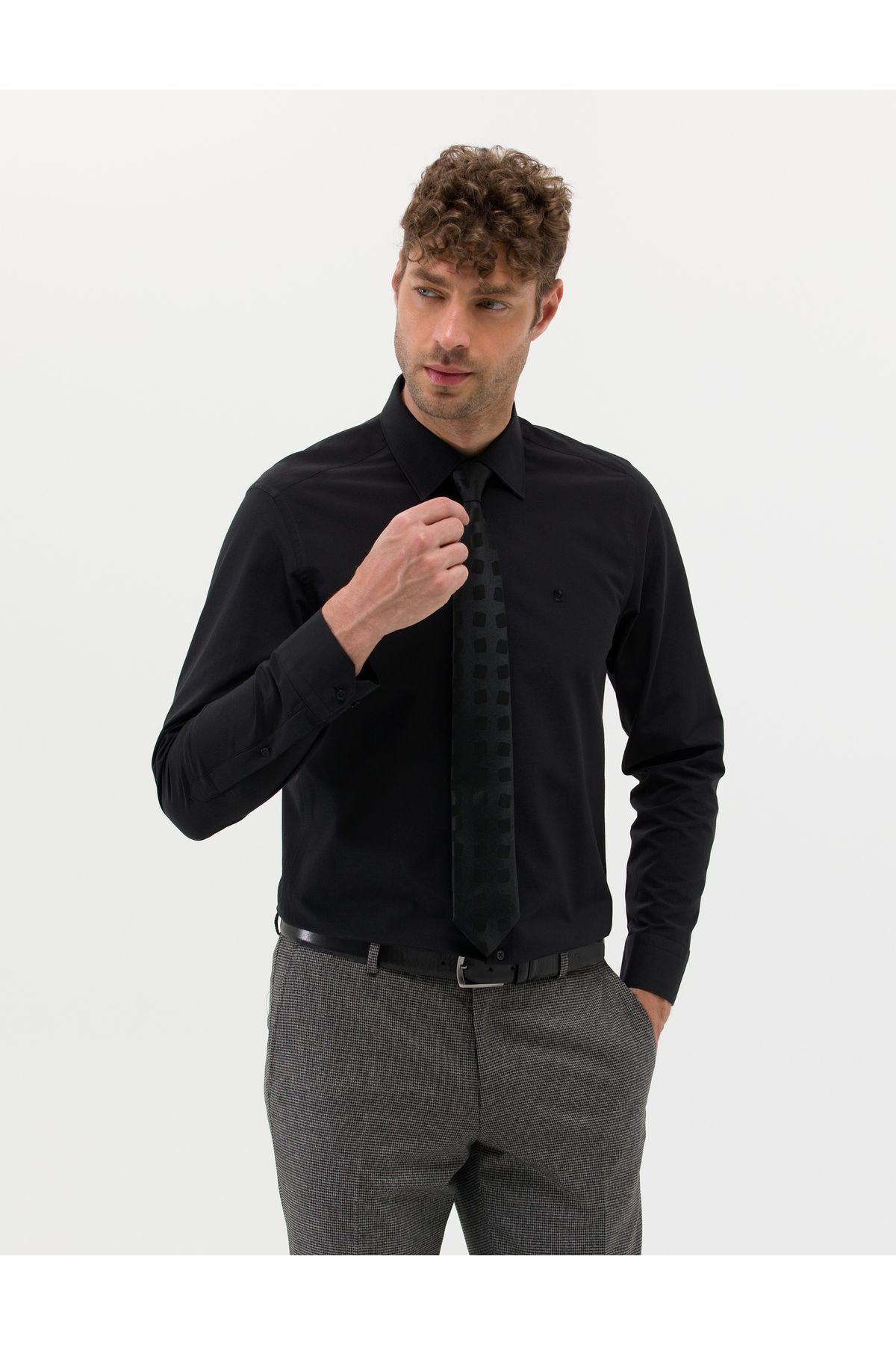 Slim Fit Uzun Kollu Basic Erkek Gömlek