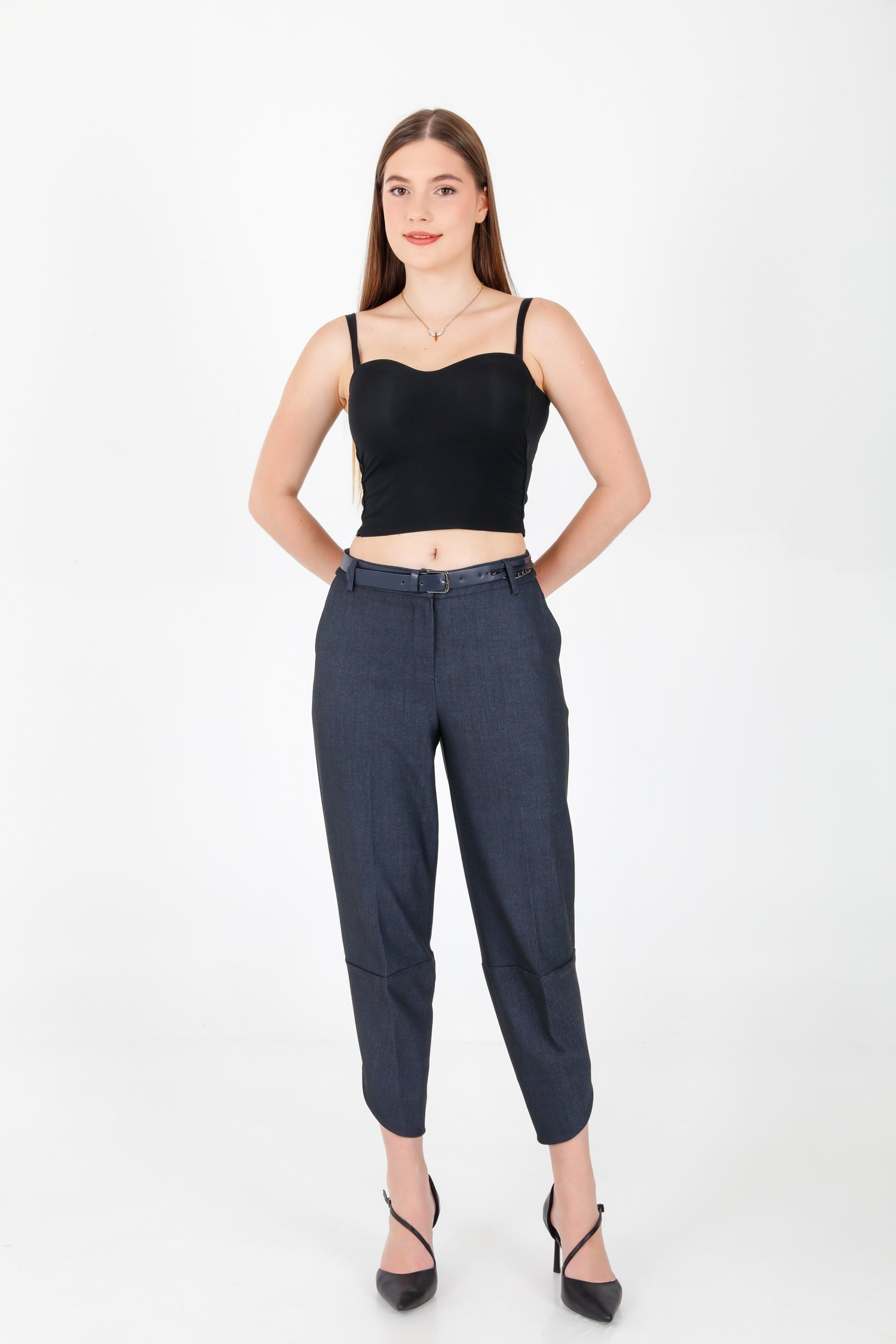 Aksesuarlı Paça Detaylı Denim Görünüm Kumaş Pantolon Lacivert
