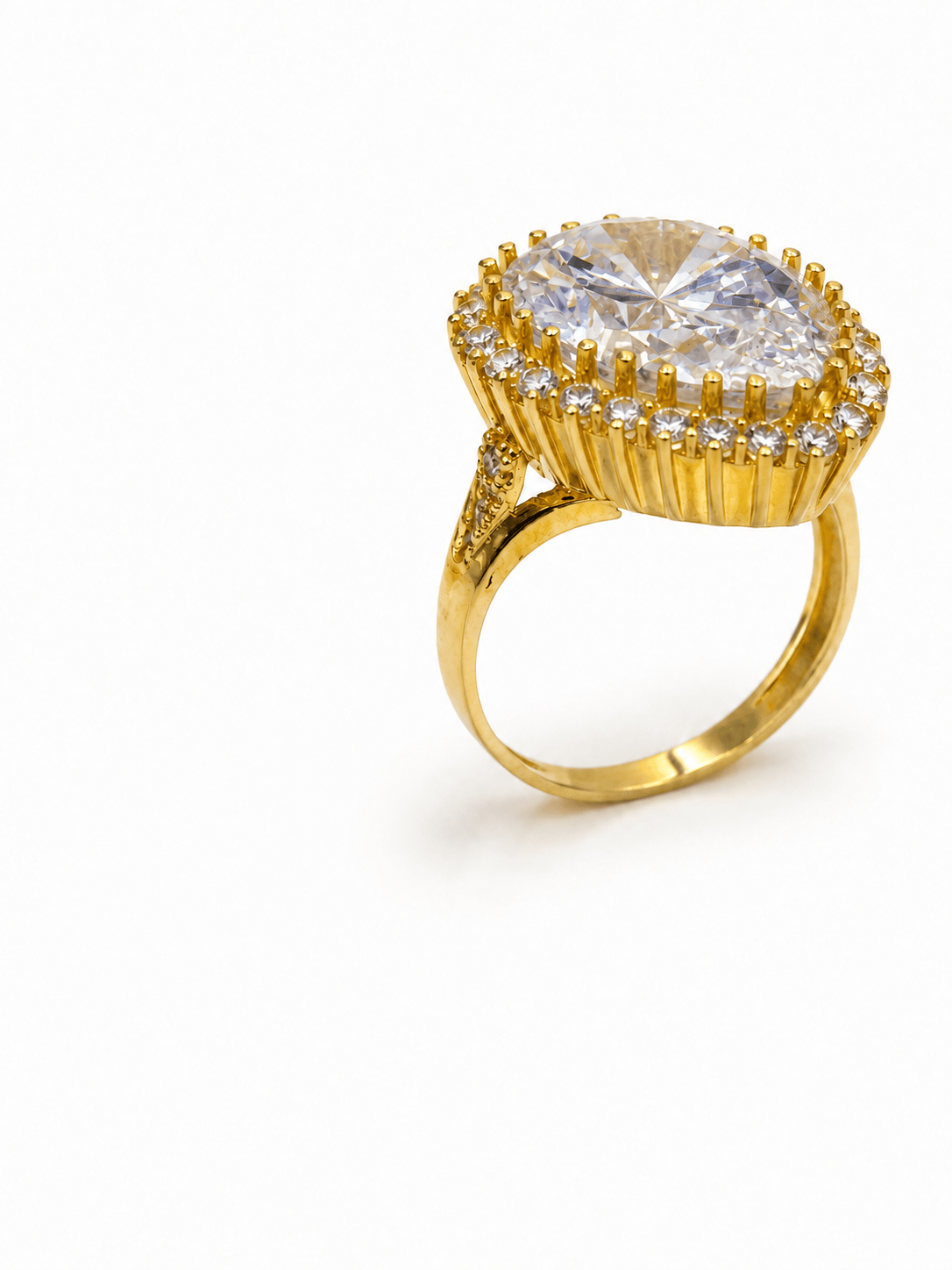 Yazıcılar 14 Ayar Altın Gösterişli Royal Drop Diamond Tektaş Yüzük  2,89 GR (653)