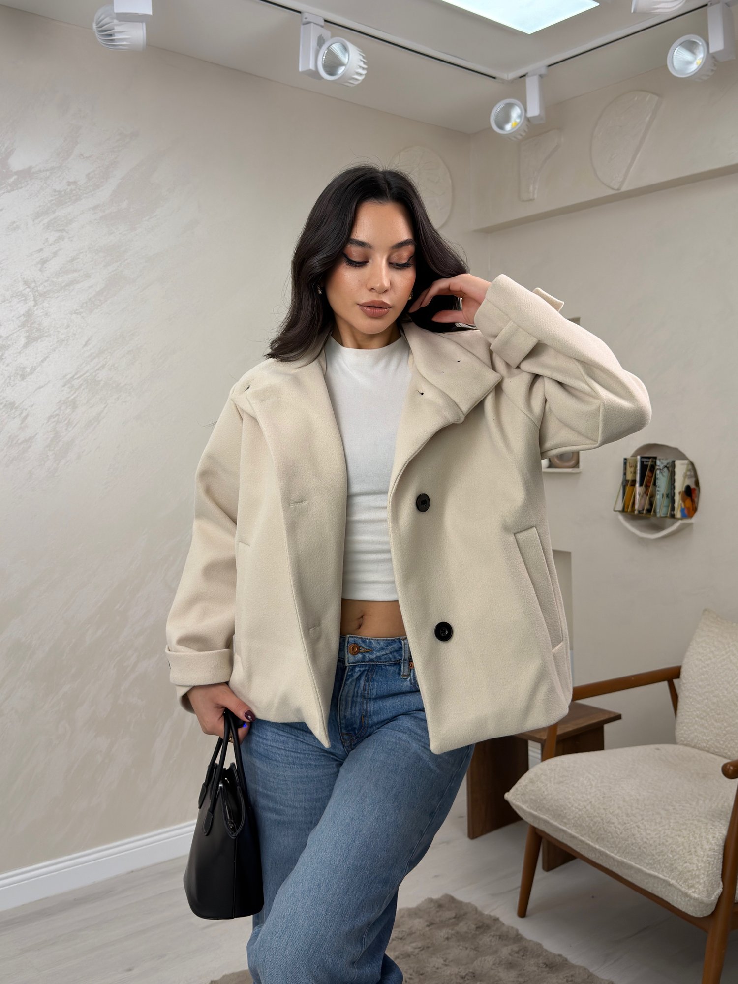 Aretha Bej Renkli Dik Yaka Düğmeli Ekru Kadın Kaban | miraylawear