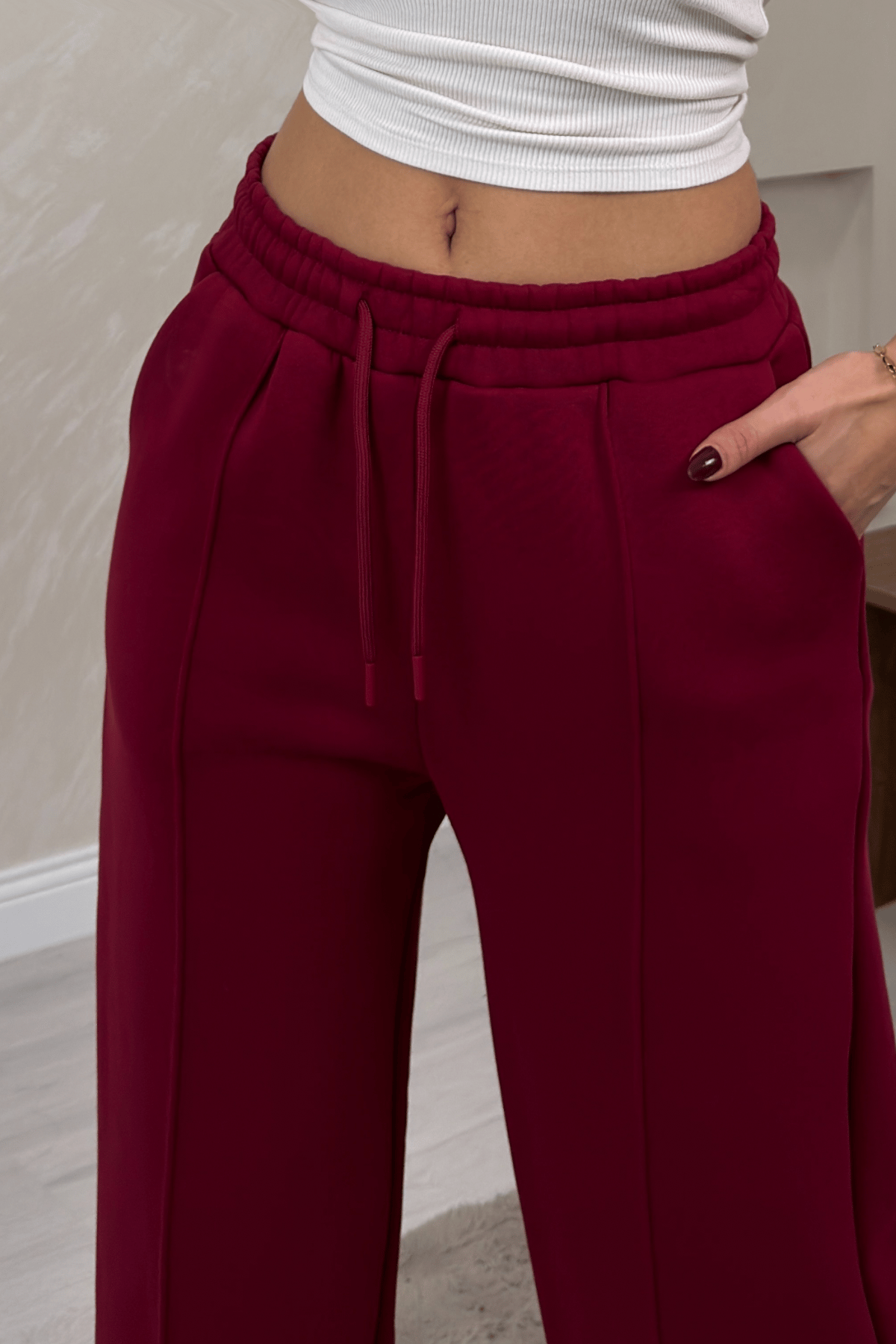Celeste Bordo Renkli Bol Paça Beli Lastikli Kadın Eşofman Altı | miraylawear