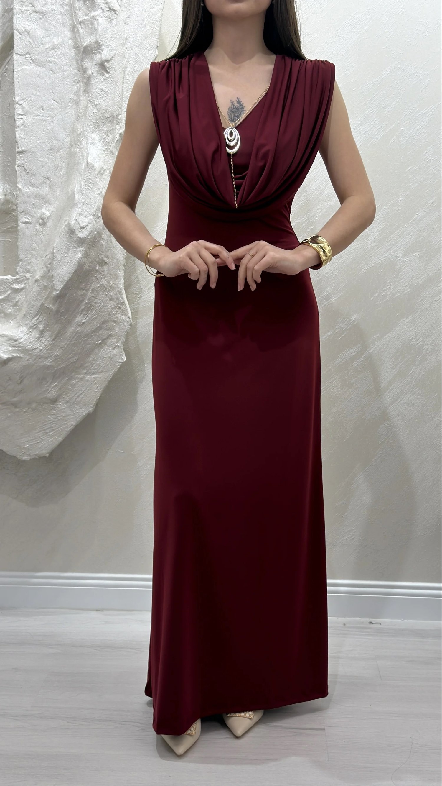 DEGAJE YAKA SANDY ELBİSE- BORDO