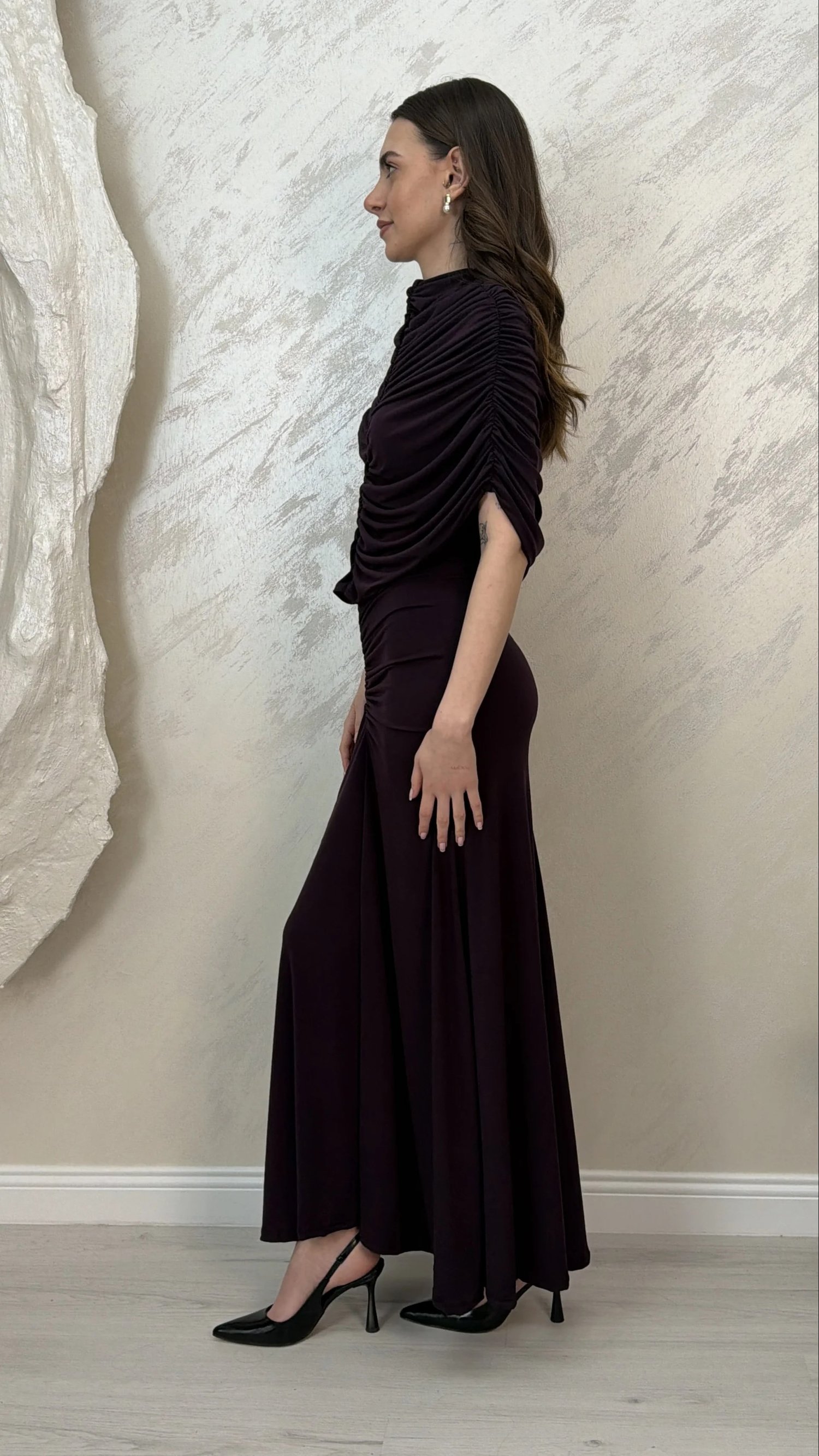 DRAPE DETAYLI DAVET ELBİSESİ-MÜRDÜM