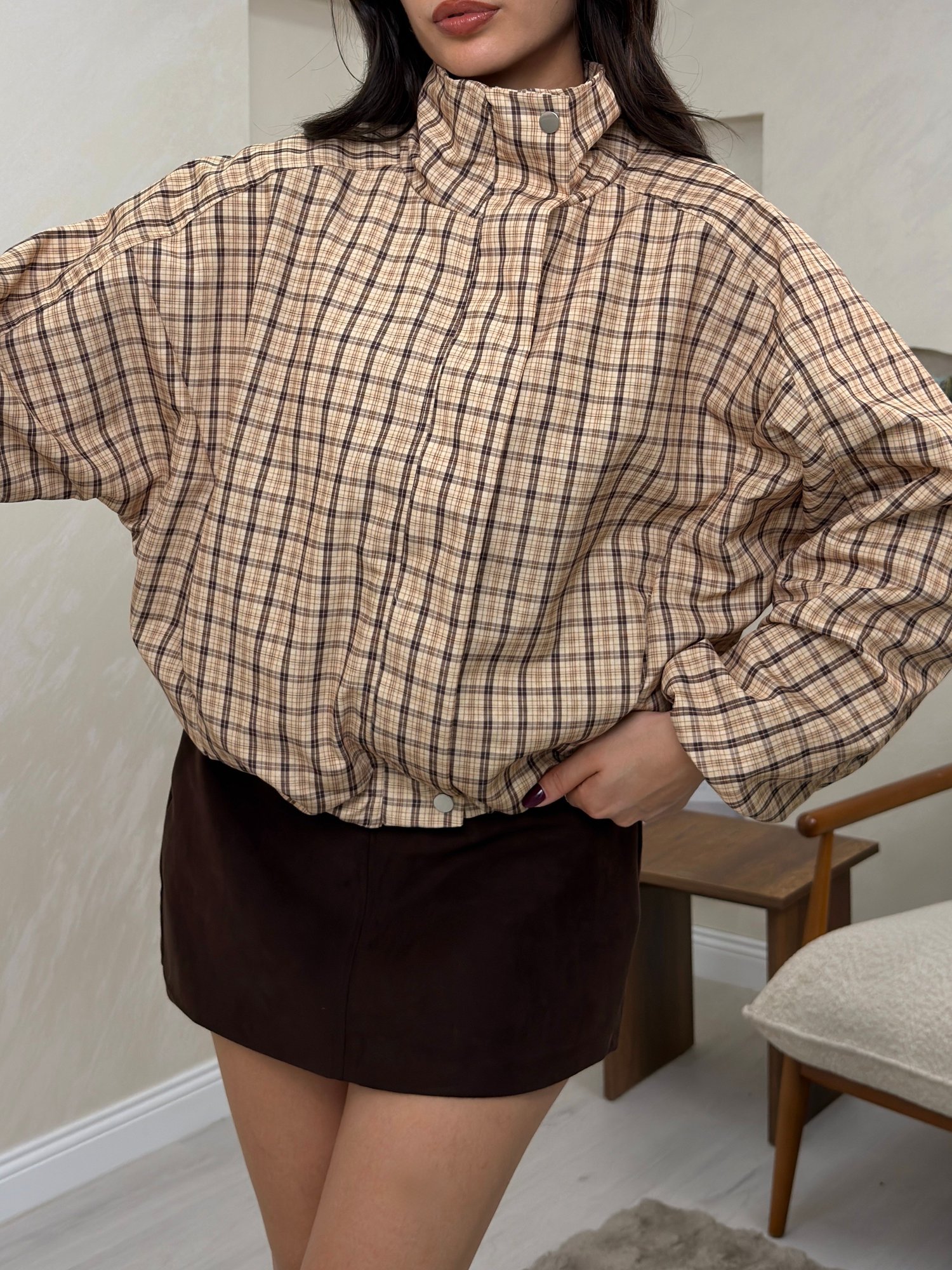 Eva Bej Renkli Ekose Desenli Fermuarlı Kadın Mont | miraylawear