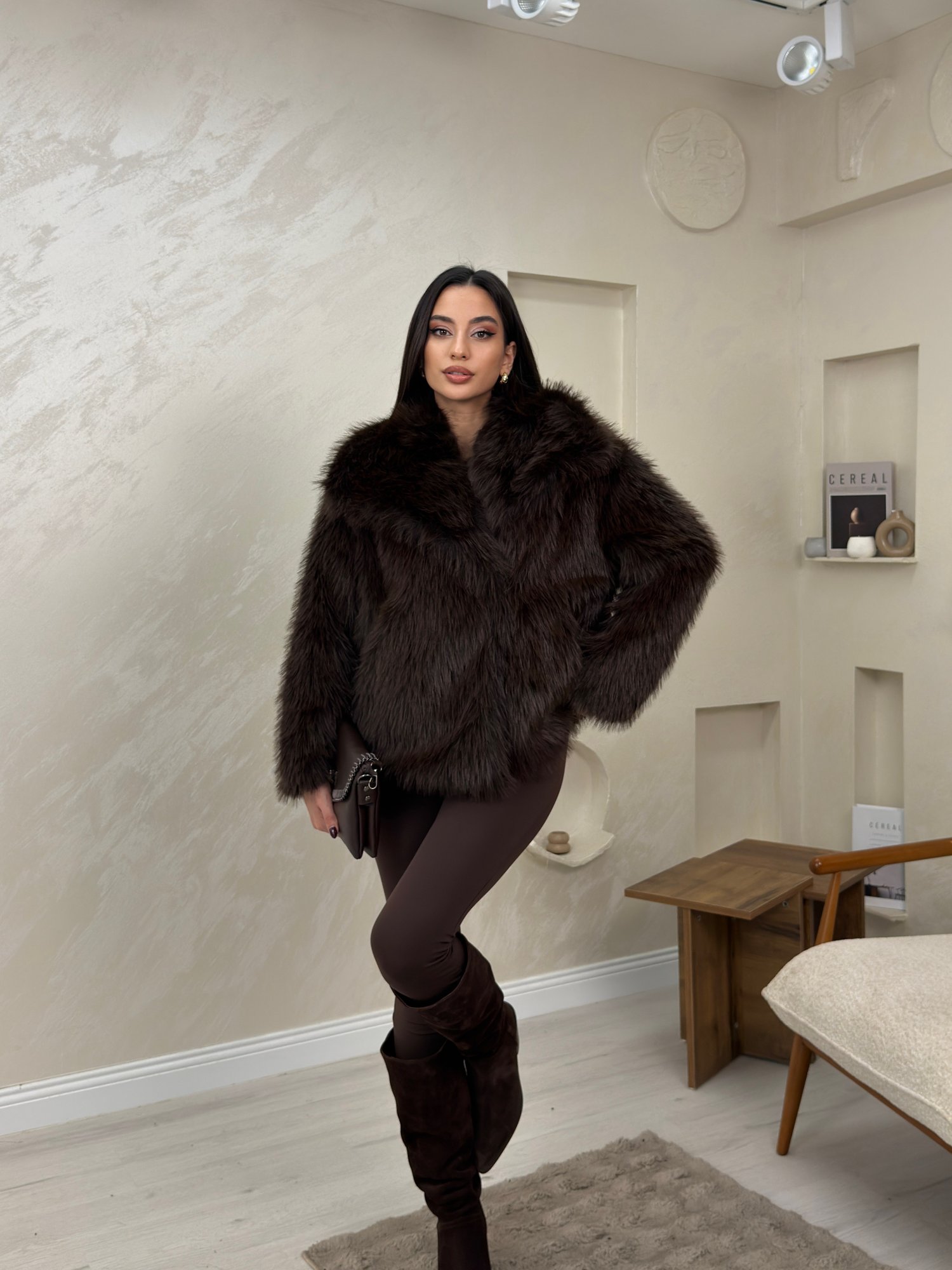 Lori Kahve Renkli Geniş Yakalı Kadın Kürk Mont | miraylawear