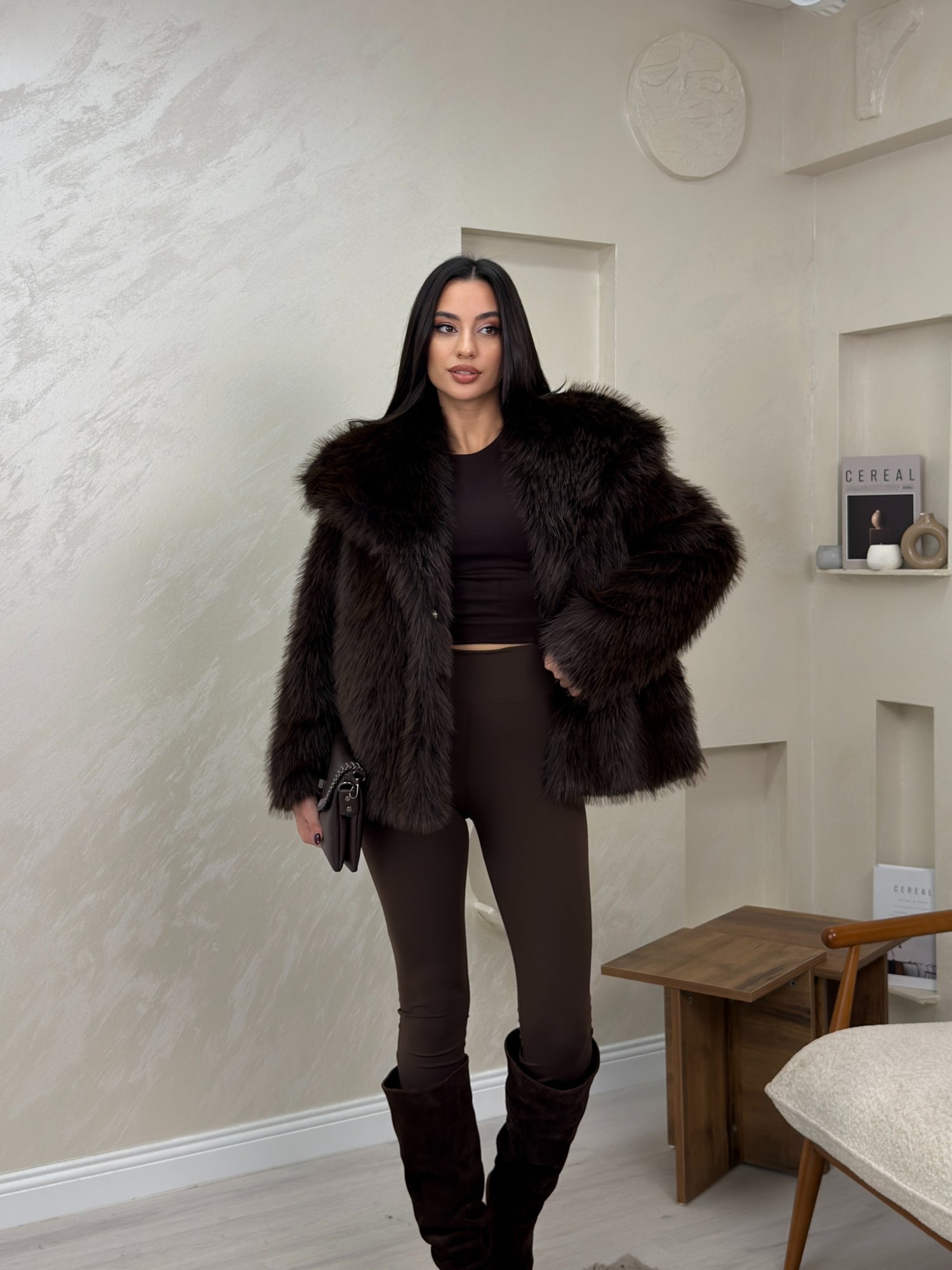 Lori Kahve Renkli Geniş Yakalı Kadın Kürk Mont | miraylawear