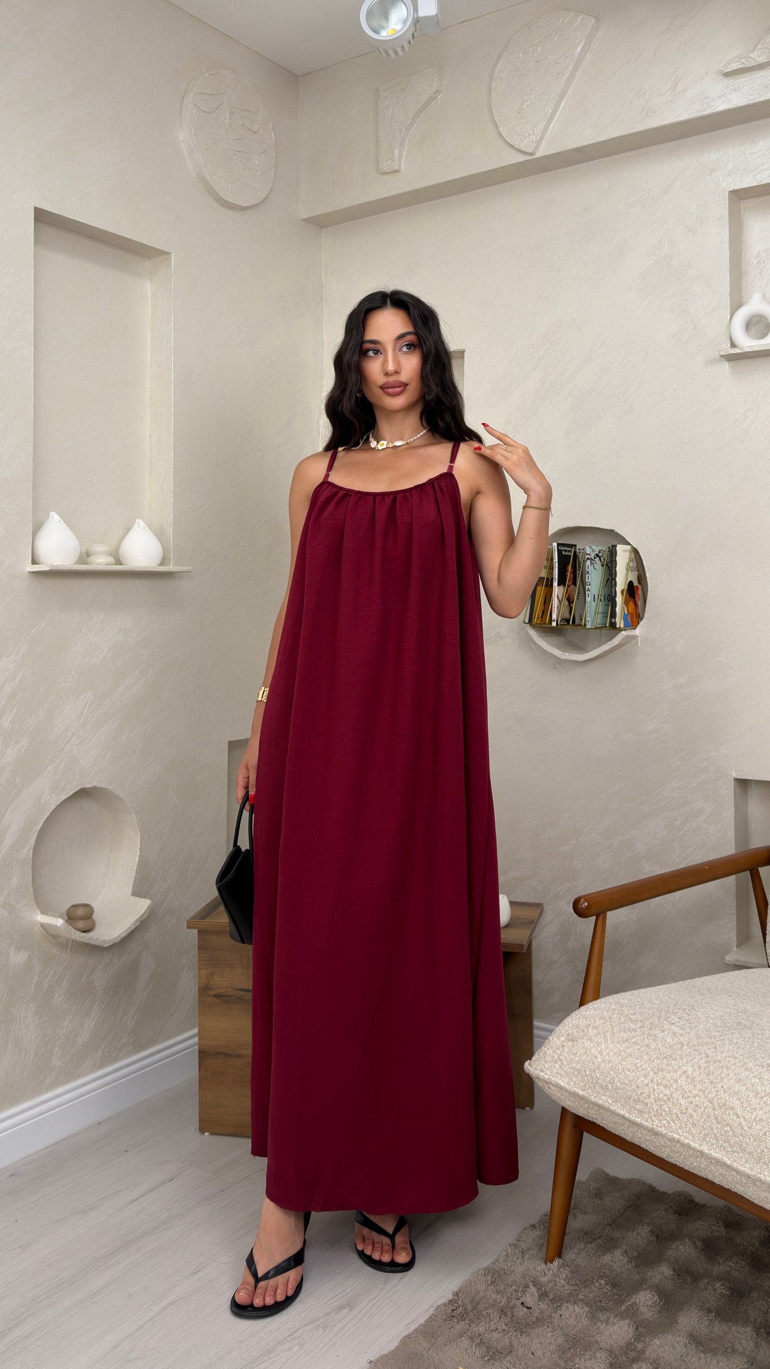 LUNA BORDO RENKLİ ASKILI SALAS KADIN MAXİ ELBİSE