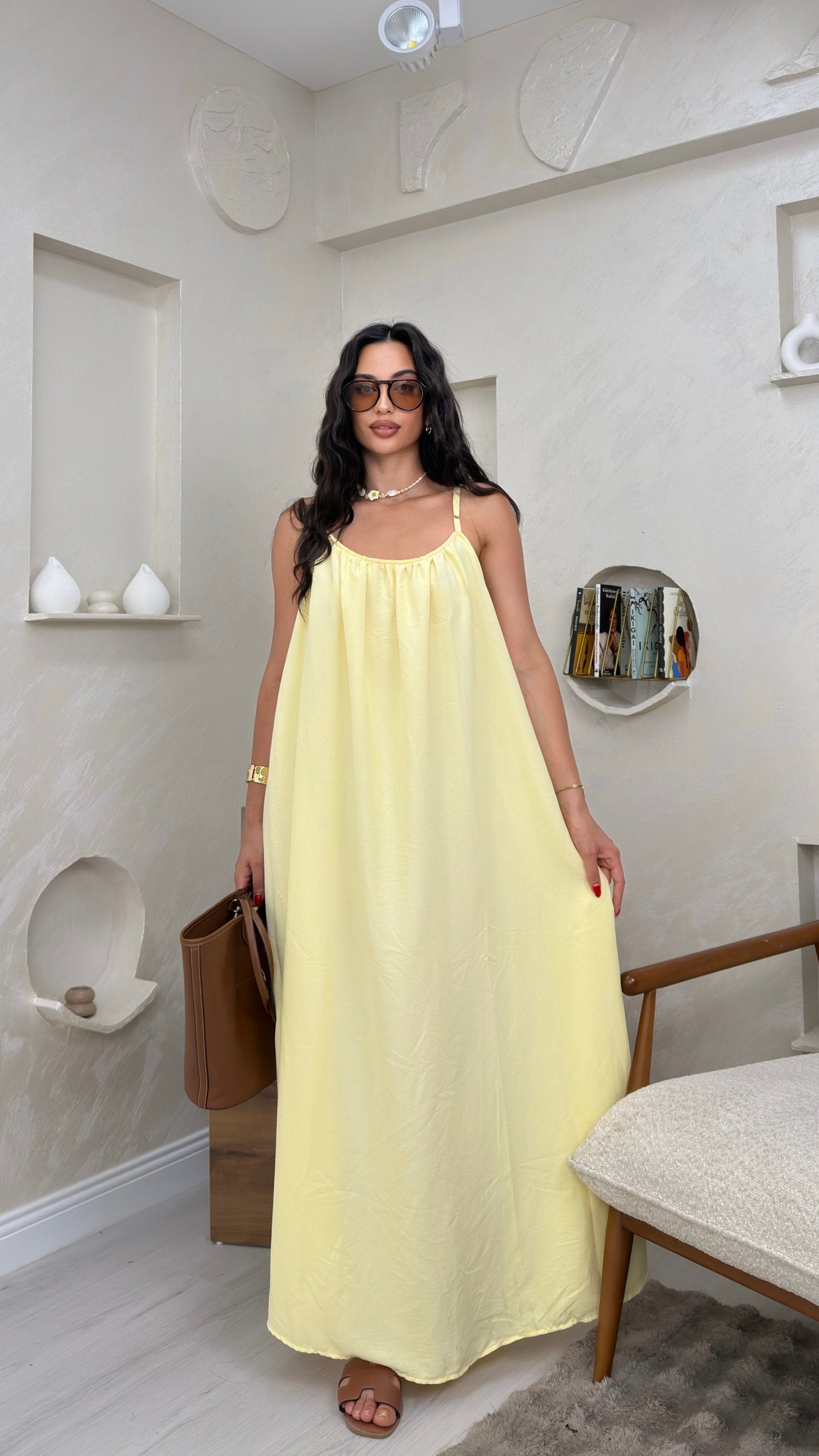 LUNA SARI RENKLİ ASKILI SALAS KADIN MAXİ ELBİSE