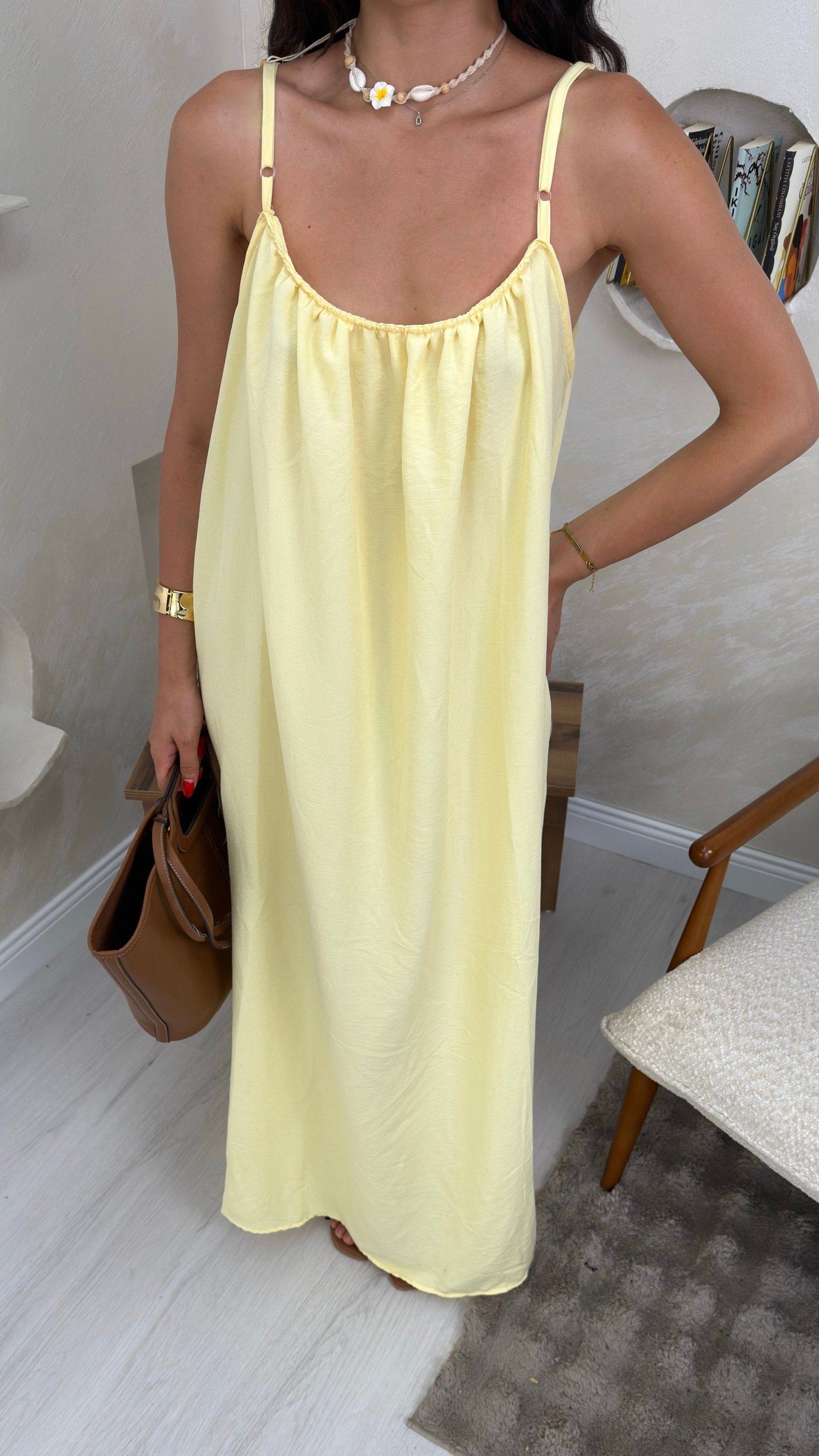 LUNA SARI RENKLİ ASKILI SALAS KADIN MAXİ ELBİSE