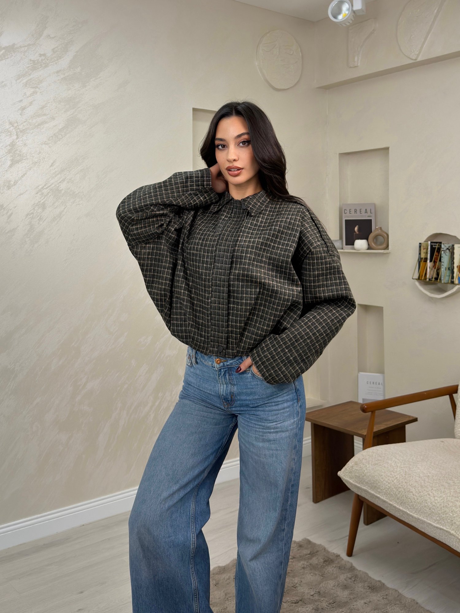Mia Siyah Renkli Ekose Desenli Fermuarlı Kadın Mont | miraylawear