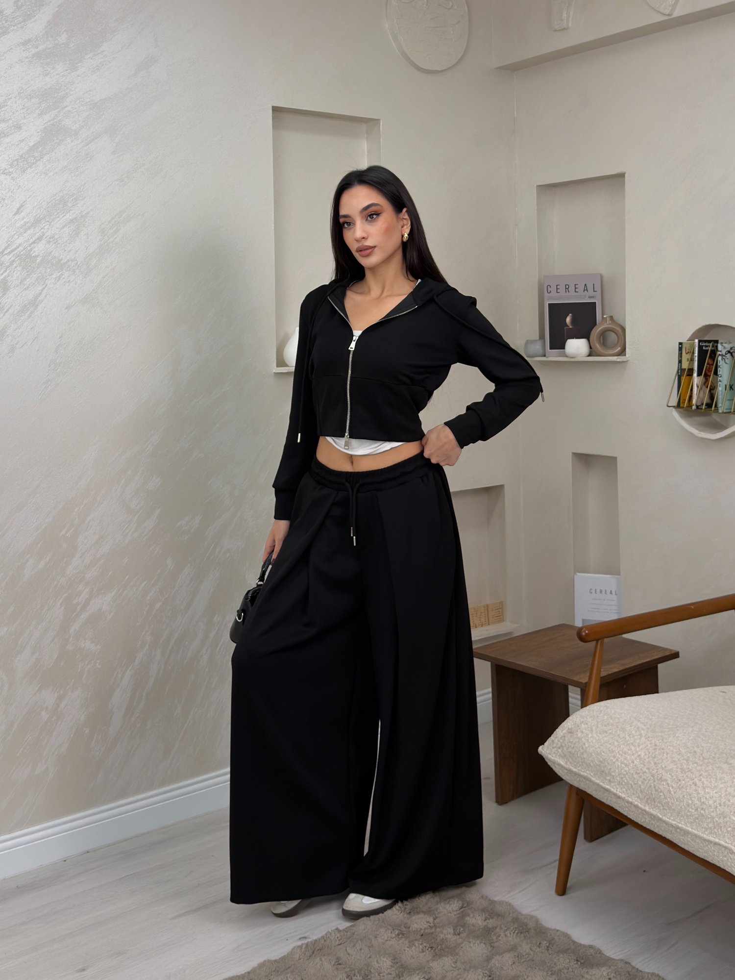 Paloma Siyah Renkli Kapüşonlu Fermuarlı Bol Paça Kadın Alt - Üst Takım | miraylawear