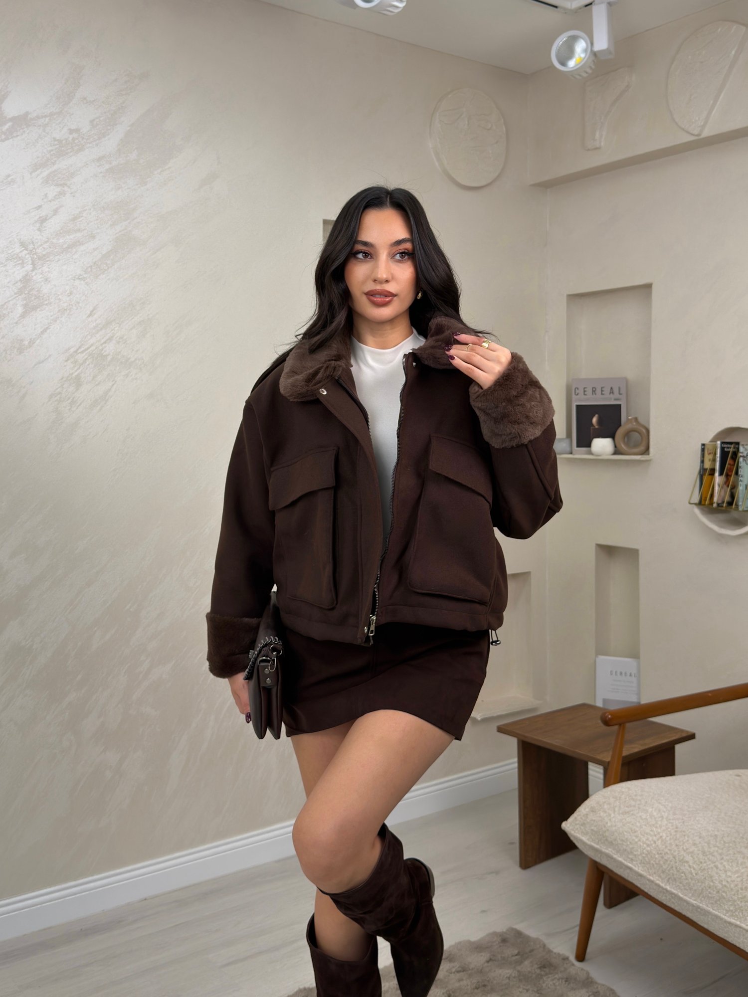 Vanessa Kahve Renkli Kurk Yaka Detaylı Kadın Mont | miraylawear
