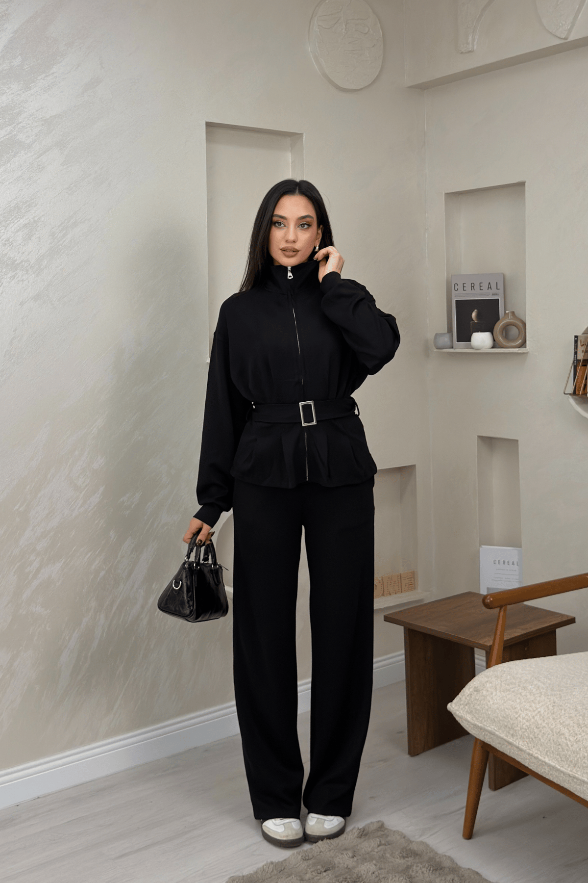 Zoe Siyah Renkli Kemerli Fermuarlı Ceket ve Pantolon Kadın Takım | miraylawear
