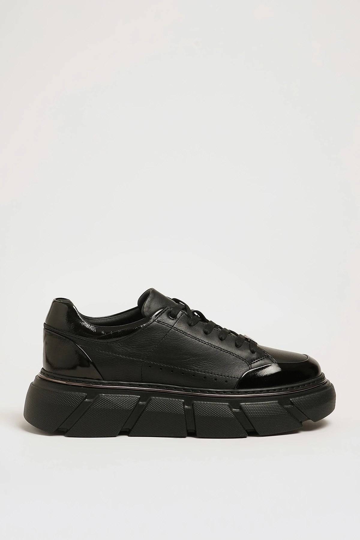 Alfred Model Hakiki Natural Deri İthal Taban Sneaker Ayakkabı - SİYAH