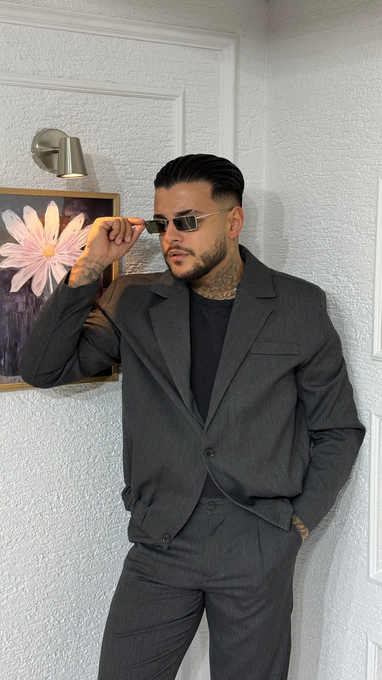 Gri Lastik Bel Detaylı Blazer Ceket & Bol Paça Pantolon Takım