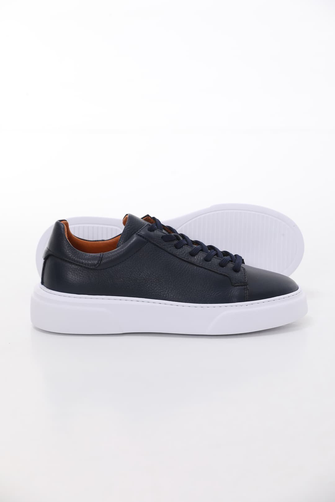 igorr-model-hakiki-floater-deri-sneake-7d3a-c.jpeg