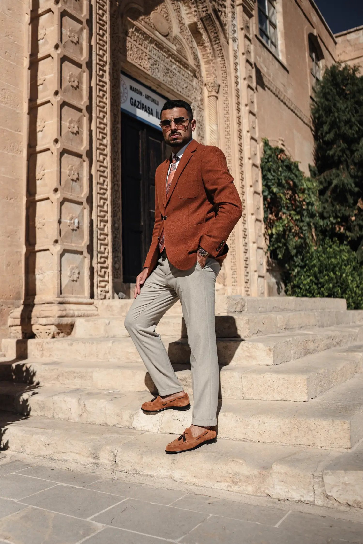 Klass Model Püskül Detaylı Süet Deri Loafer Ayakkabı - TABA