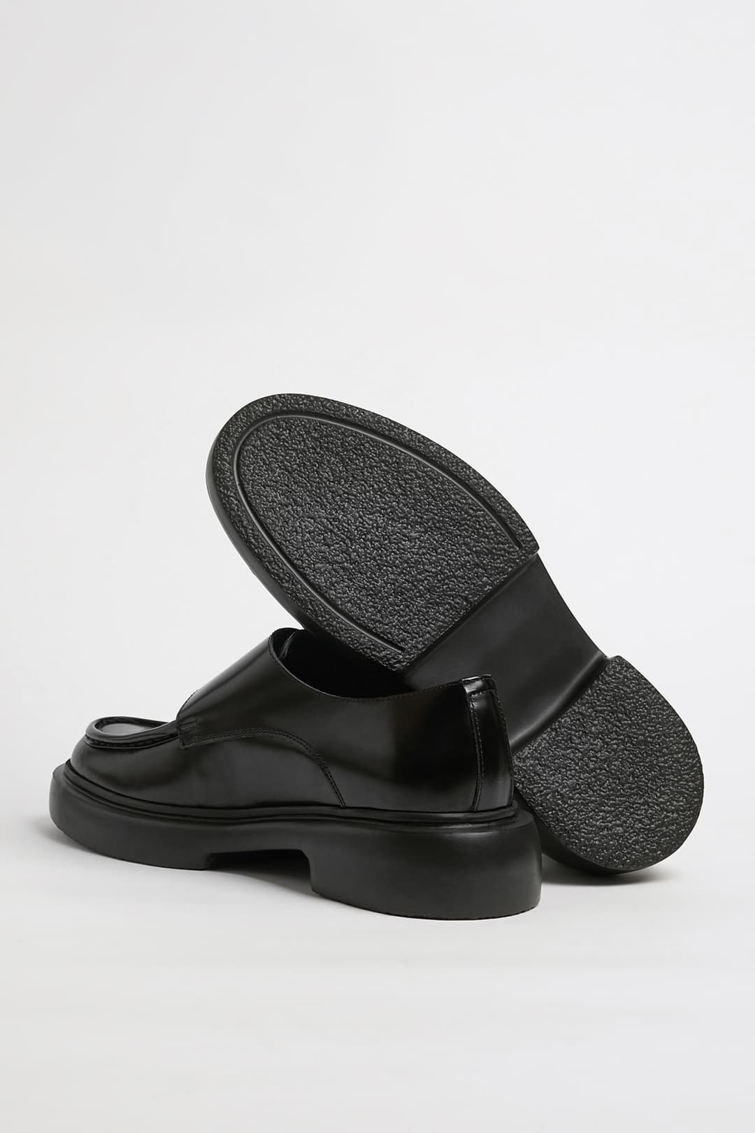 manfredi-model-natural-deri-casual-aya-33e261.jpeg