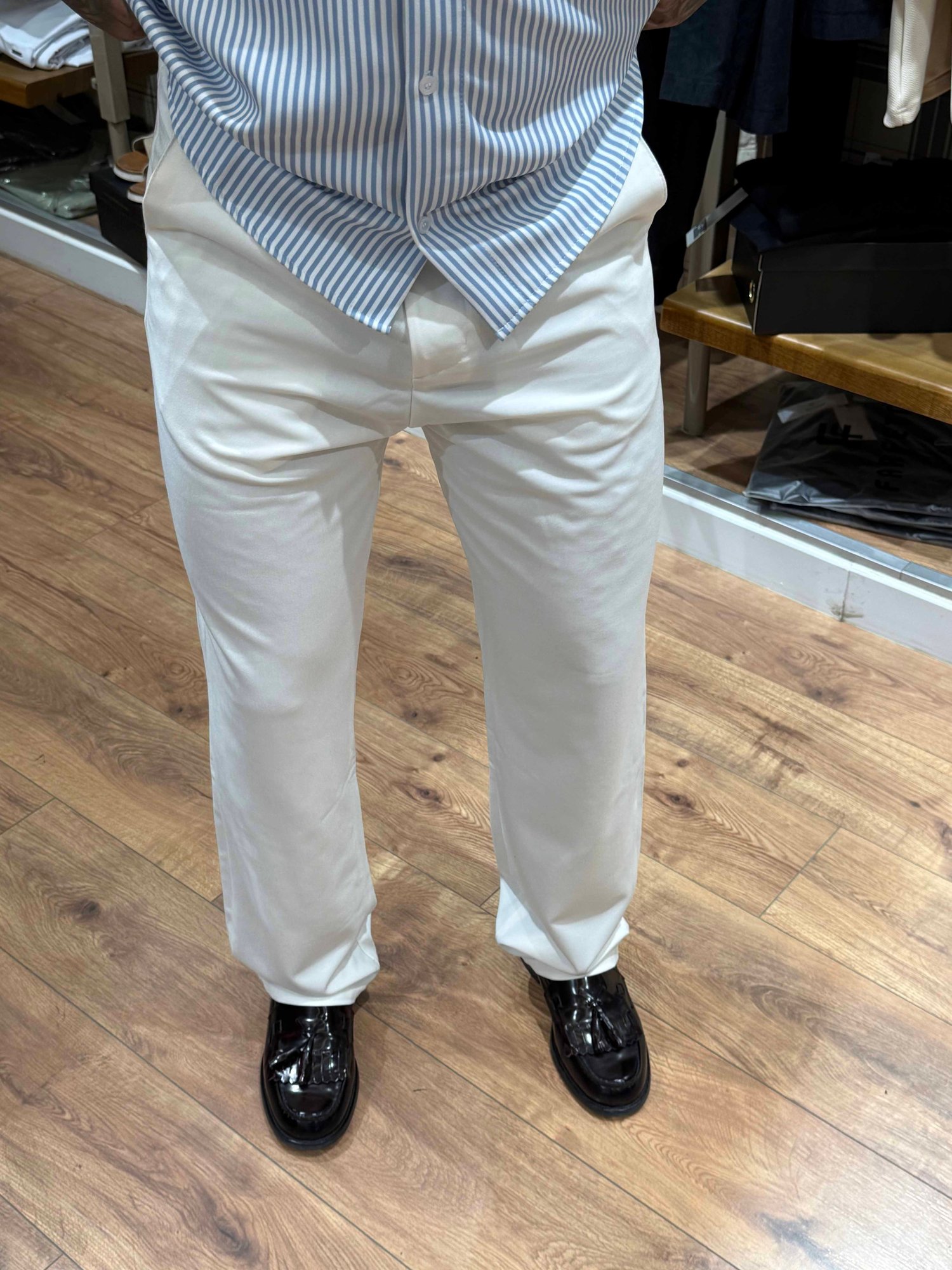 Premium Beyaz Kumaş Pantolon
