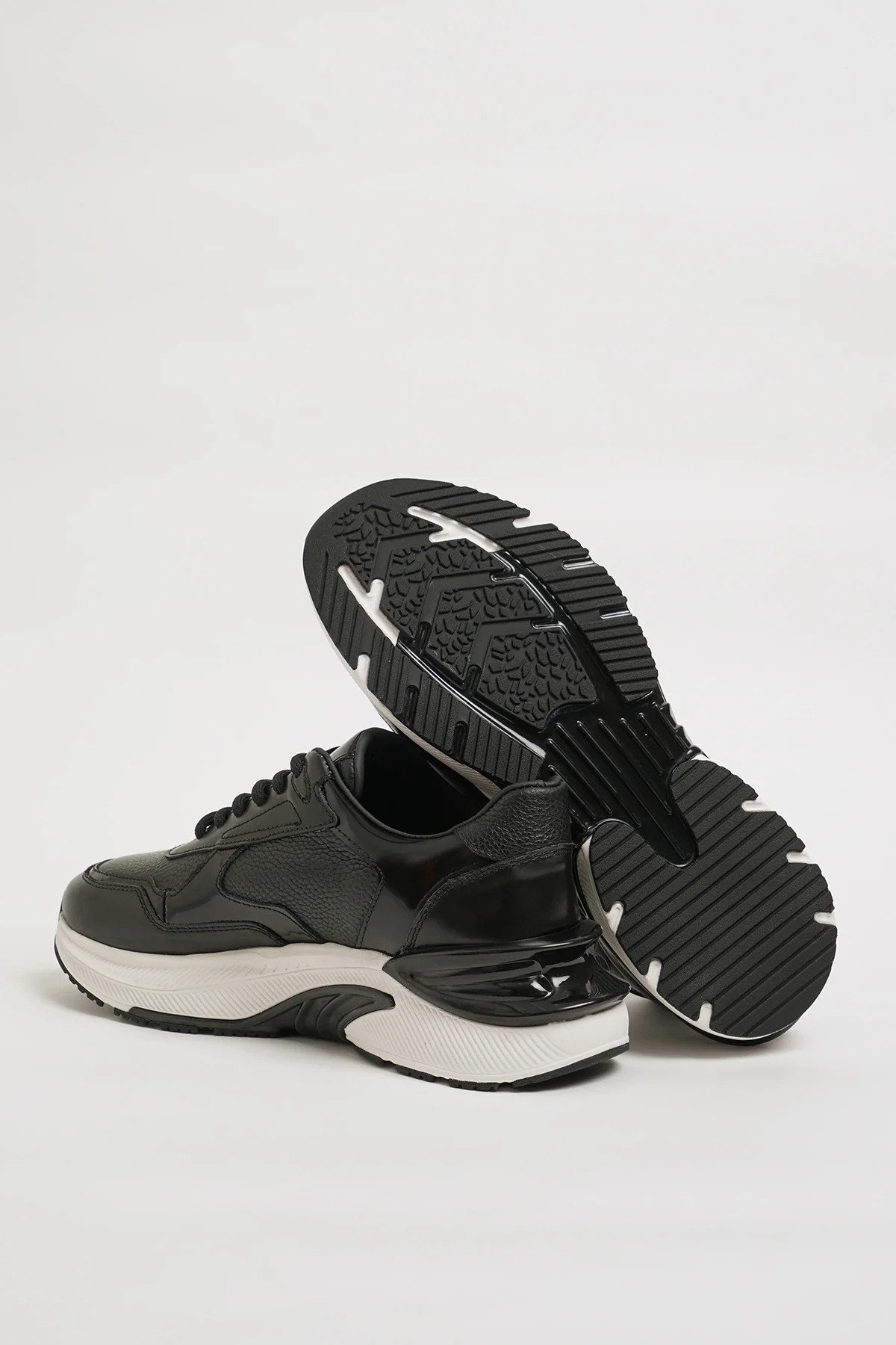 Sandigo Model İthal Taban Natural Deri Sneaker Ayakkabı - SİYAH