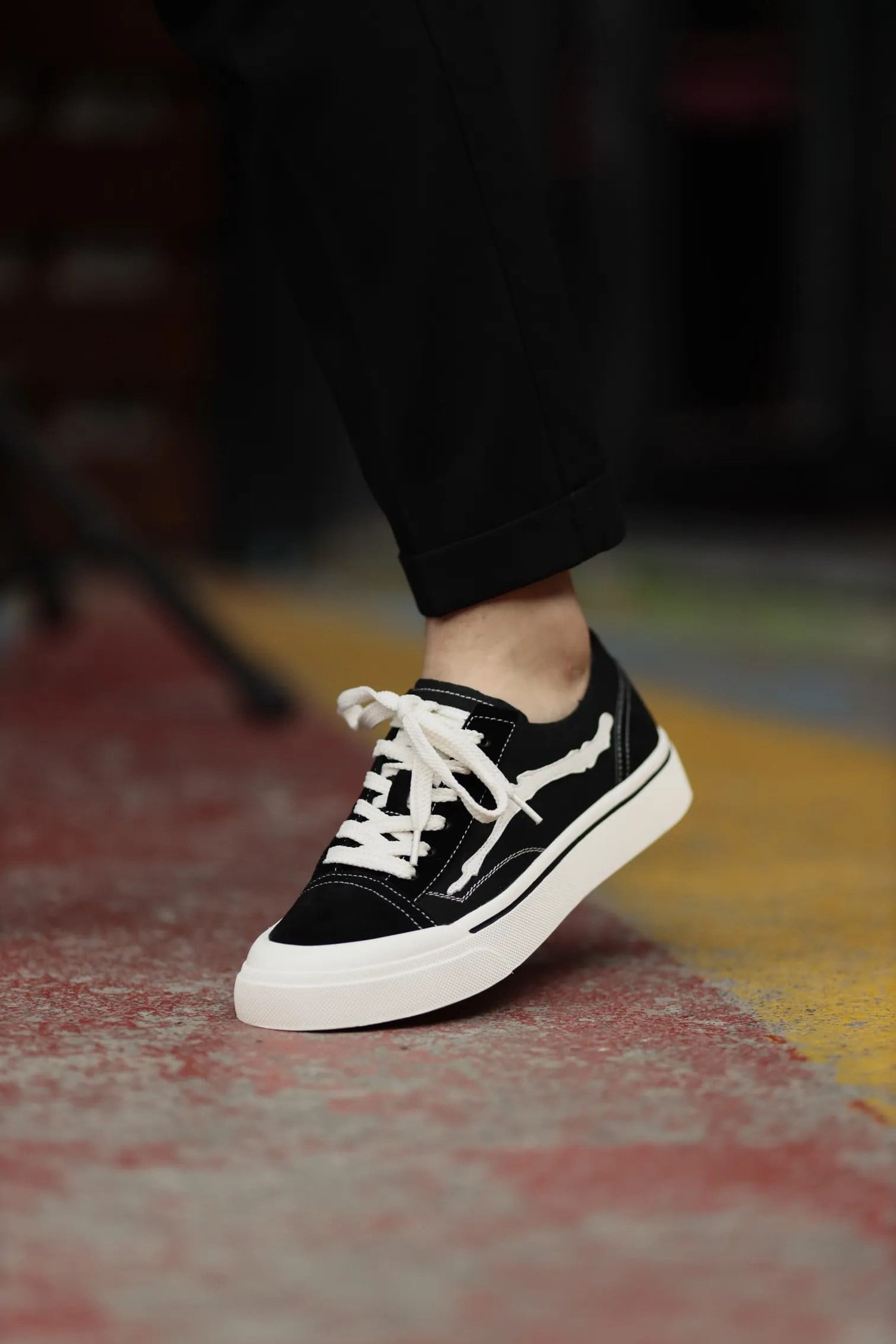 Vince Model Hakiki Kombinasyonlu Deri İthal Taban Sneaker Ayakkabı - SİYAH