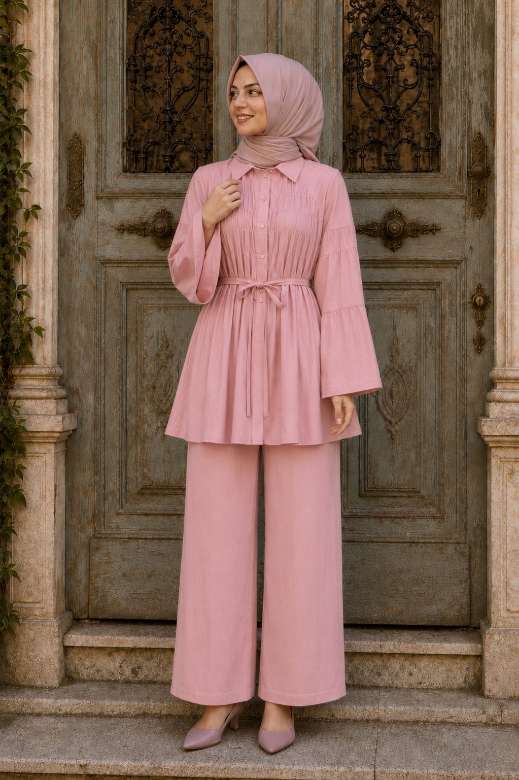  Önü Büzgülü Düğmeli Tunik ve Bol Paça Pantolon Takım - Pembe