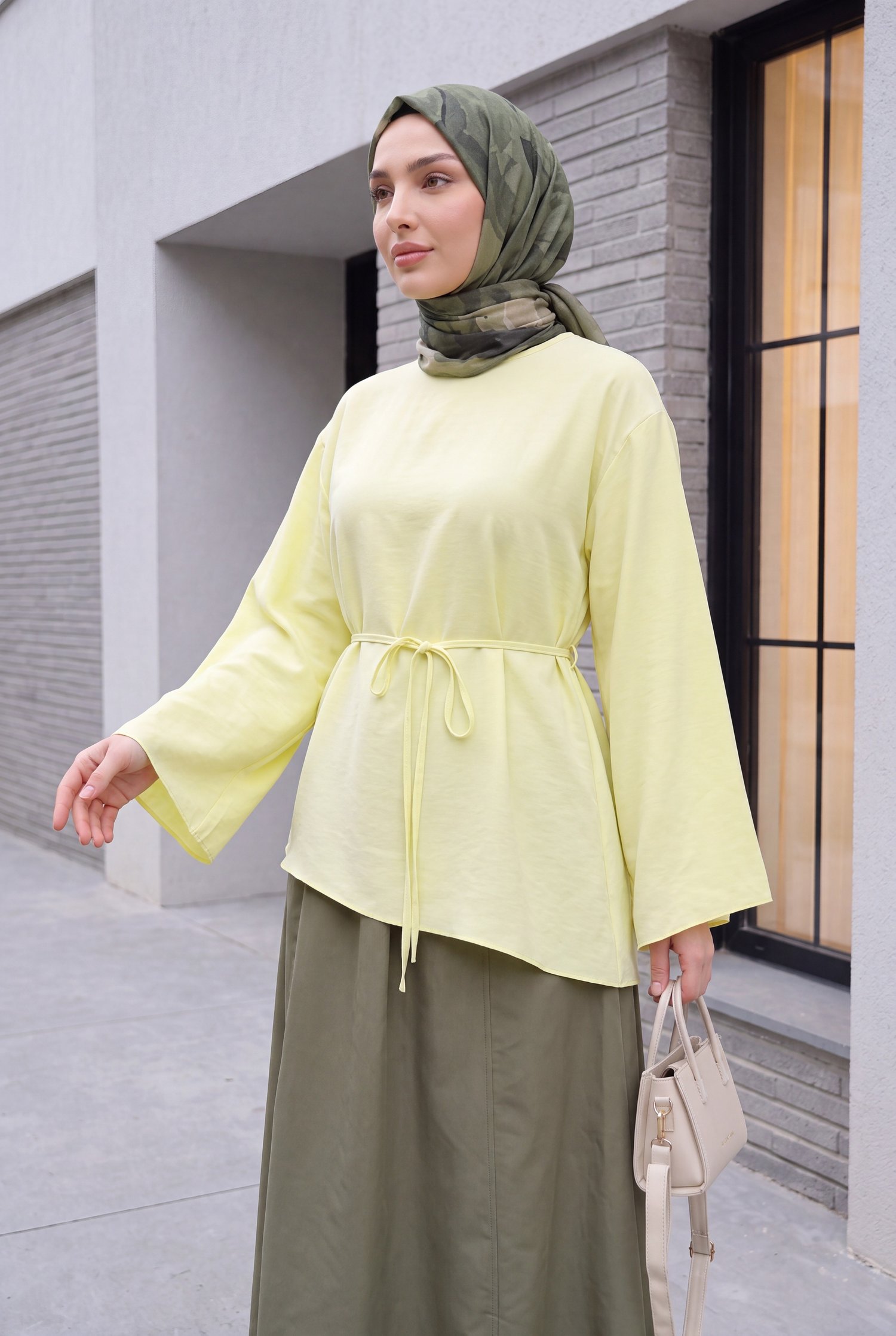 Asimetrik Kesim Beli Bağcıklı Oversize Modal Tunik  -Açık Sarı