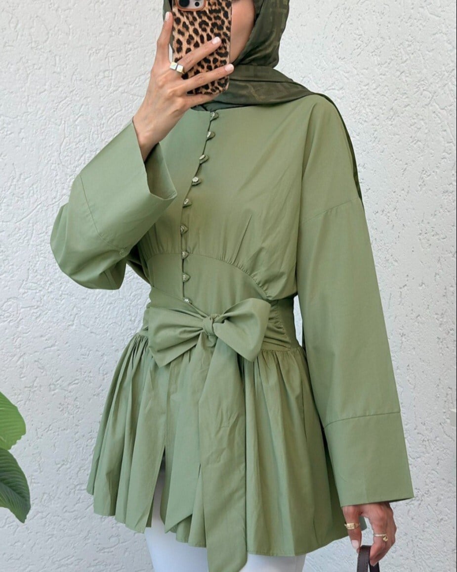 Beli Bağcıklı Boydan Taş Düğmeli Tunik -Çağla Y.