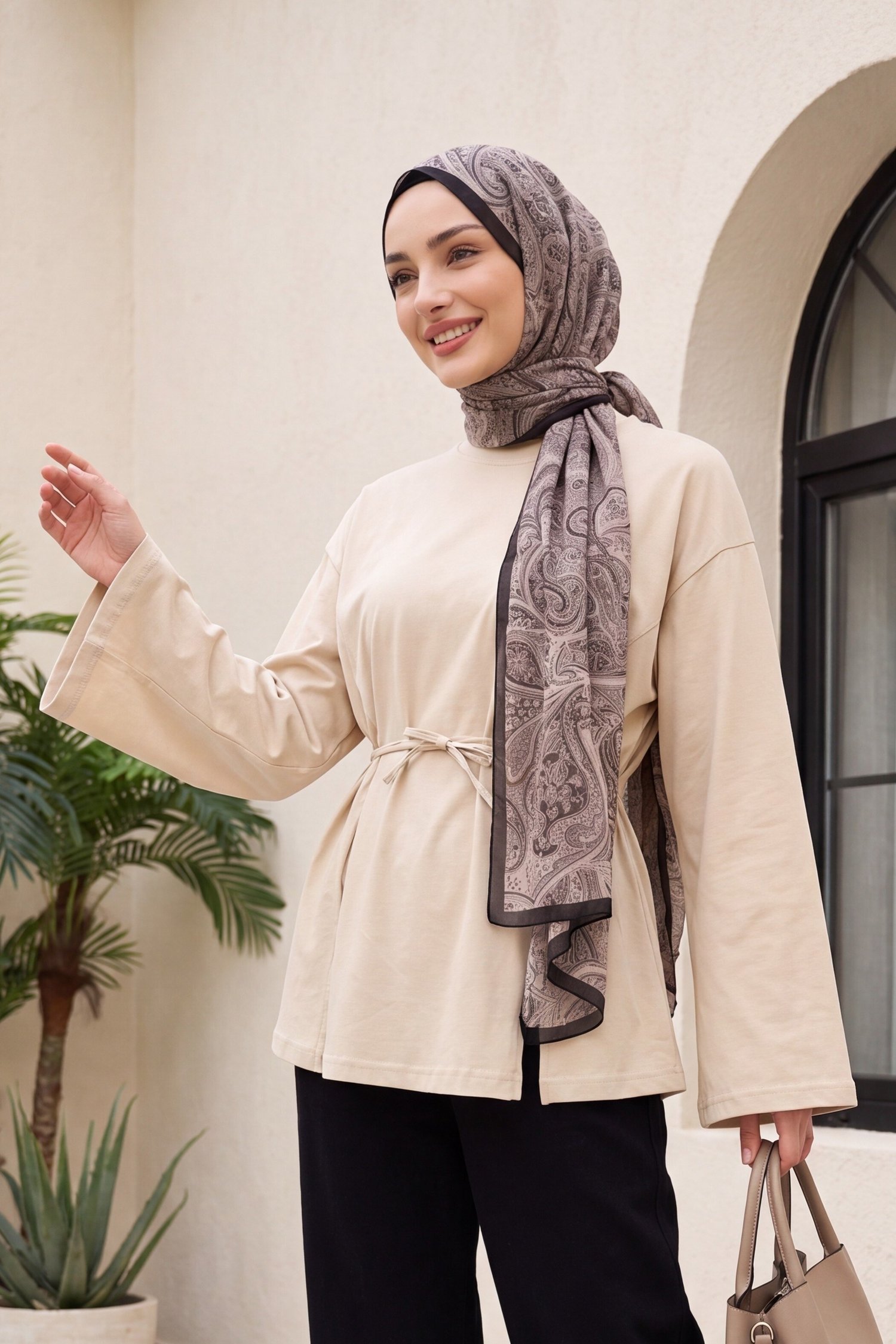 Beli Bağlamalı Yırtmaçlı Penye Tunik  -Bej