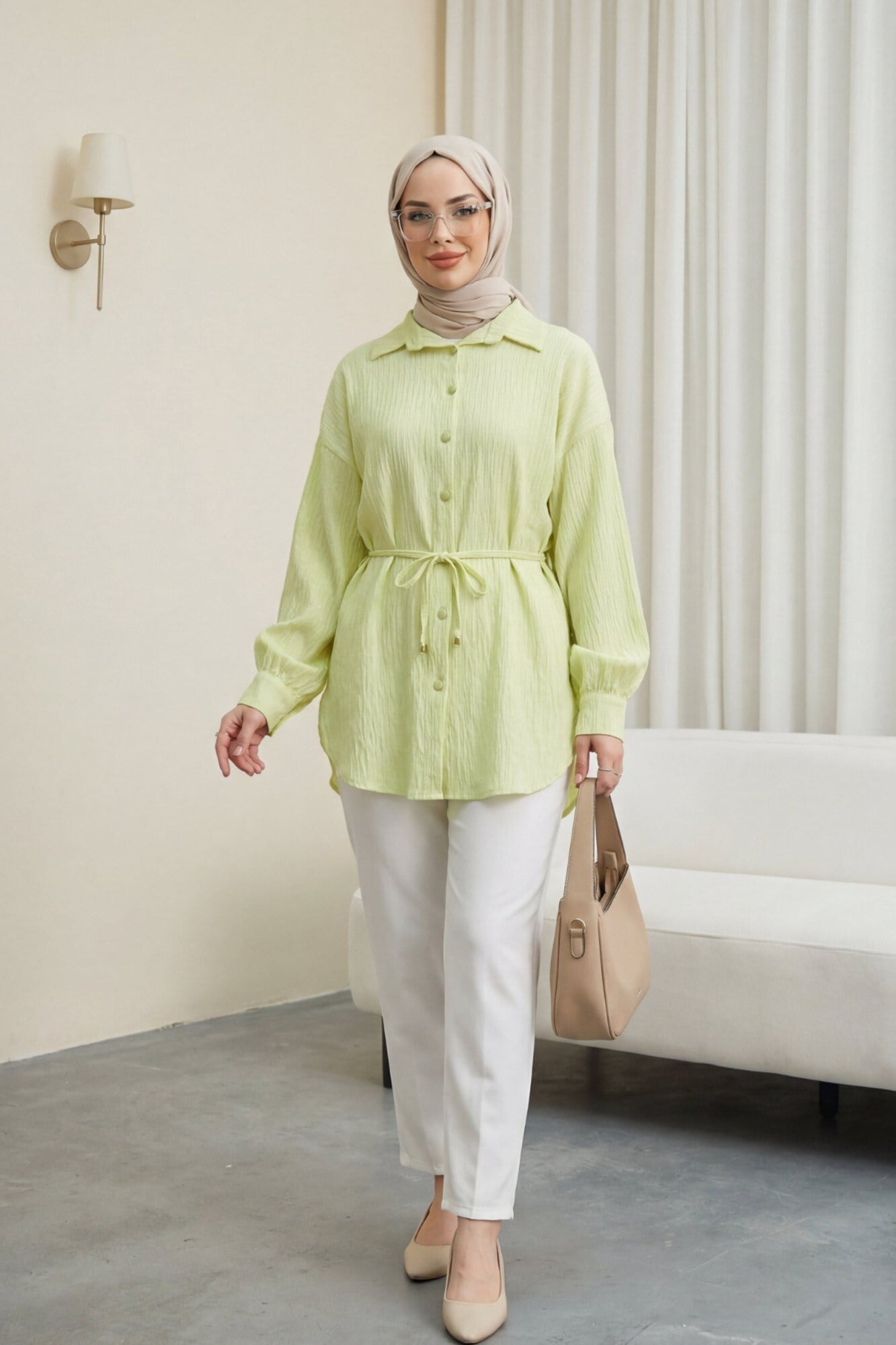 Beli Kemerli Dikiş Ve Pul Detaylı Düğmeli Gömlek -Açık Sarı