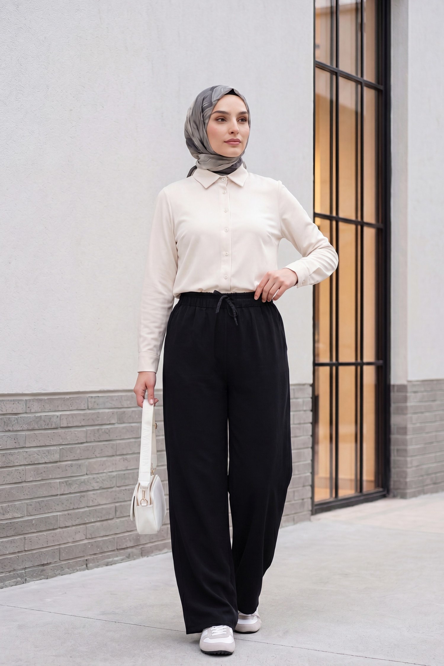 Beli Lastikli Çİft Cepli Bol Paça Tensel Pantolon -Siyah