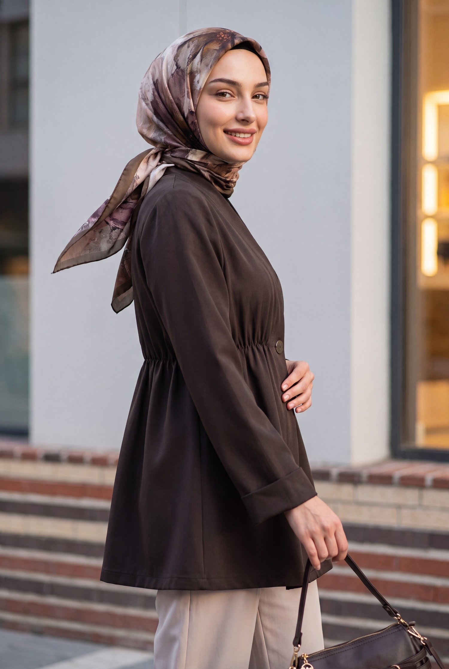 Beli Lastikli Kolu Katlamalı Tek Düğmeli Krep Kimono -Koyu Kahverengi