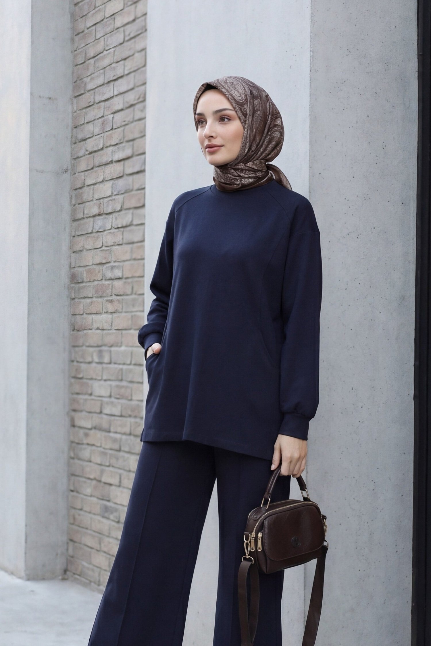 Bisiklet Yaka Oversize Cepli Pantolonlu Penye Takım -Lacivert
